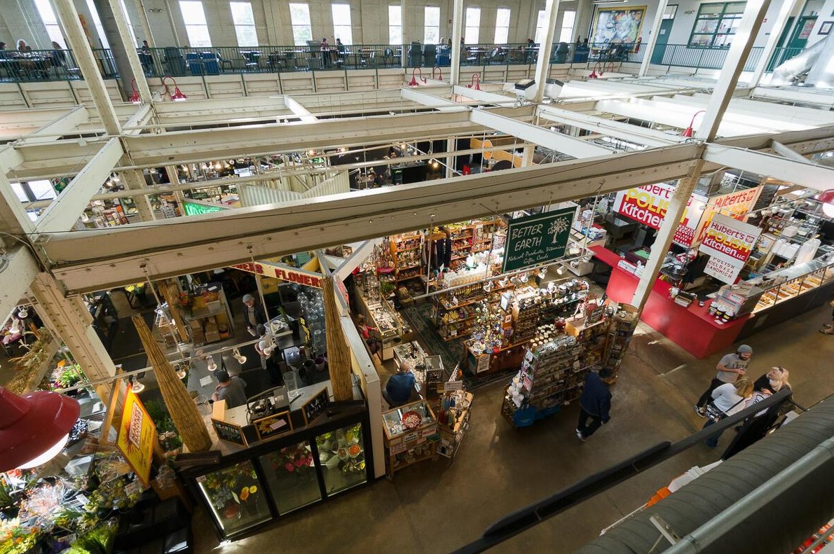 37 Buttles Ave, Columbus OH  43215-6417 exterior