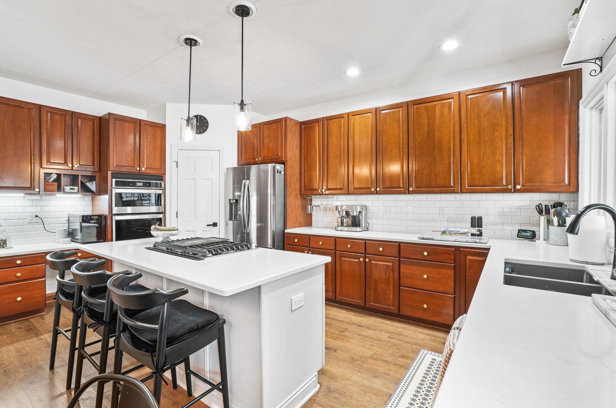 400 Bailey Pl, Columbus OH  43235-4632 exterior