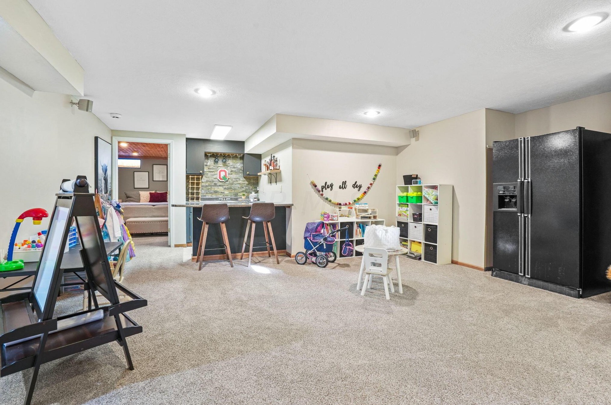 400 Bailey Pl, Columbus OH  43235-4632 exterior