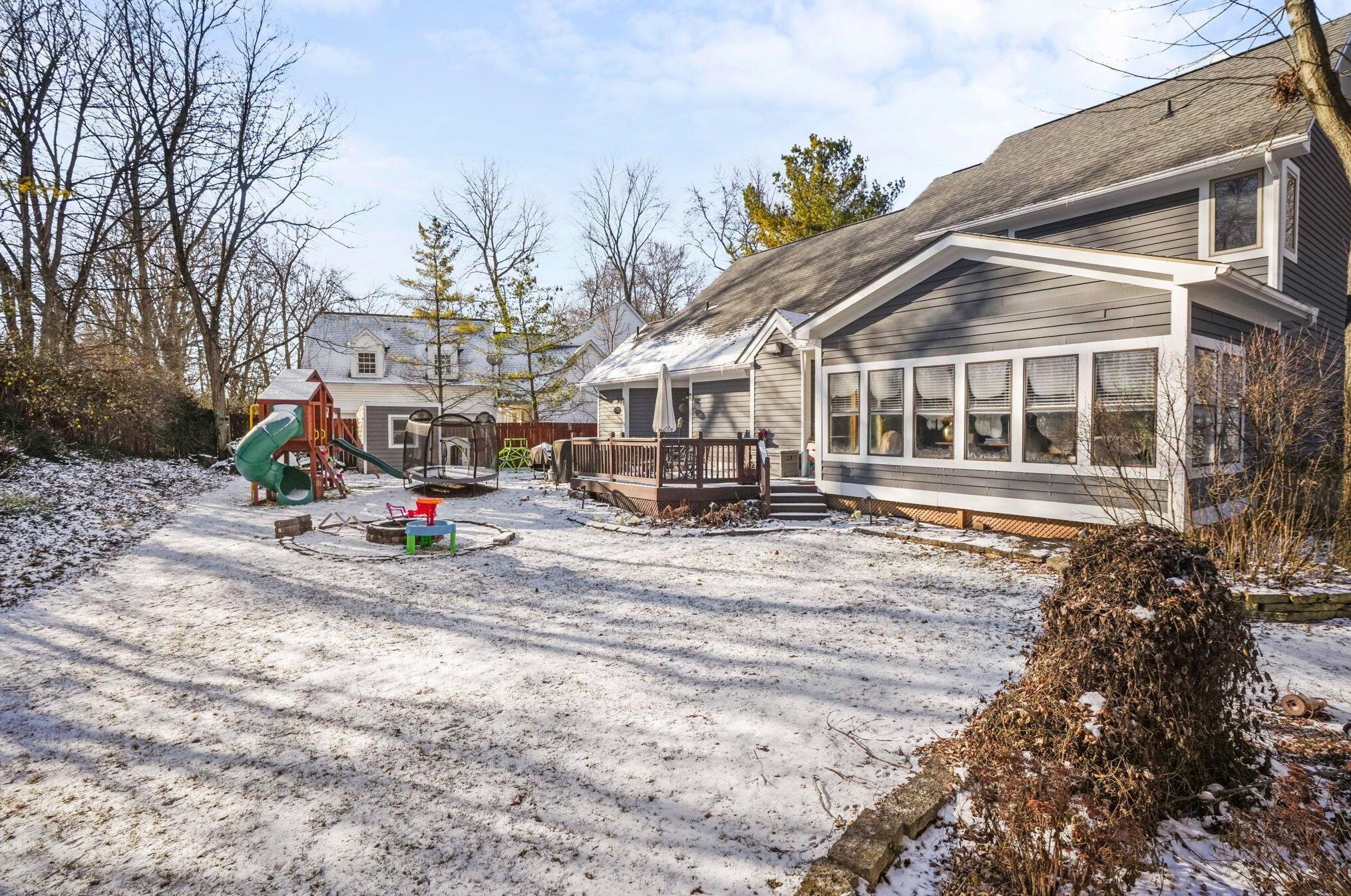 400 Bailey Pl, Columbus OH  43235-4632 exterior