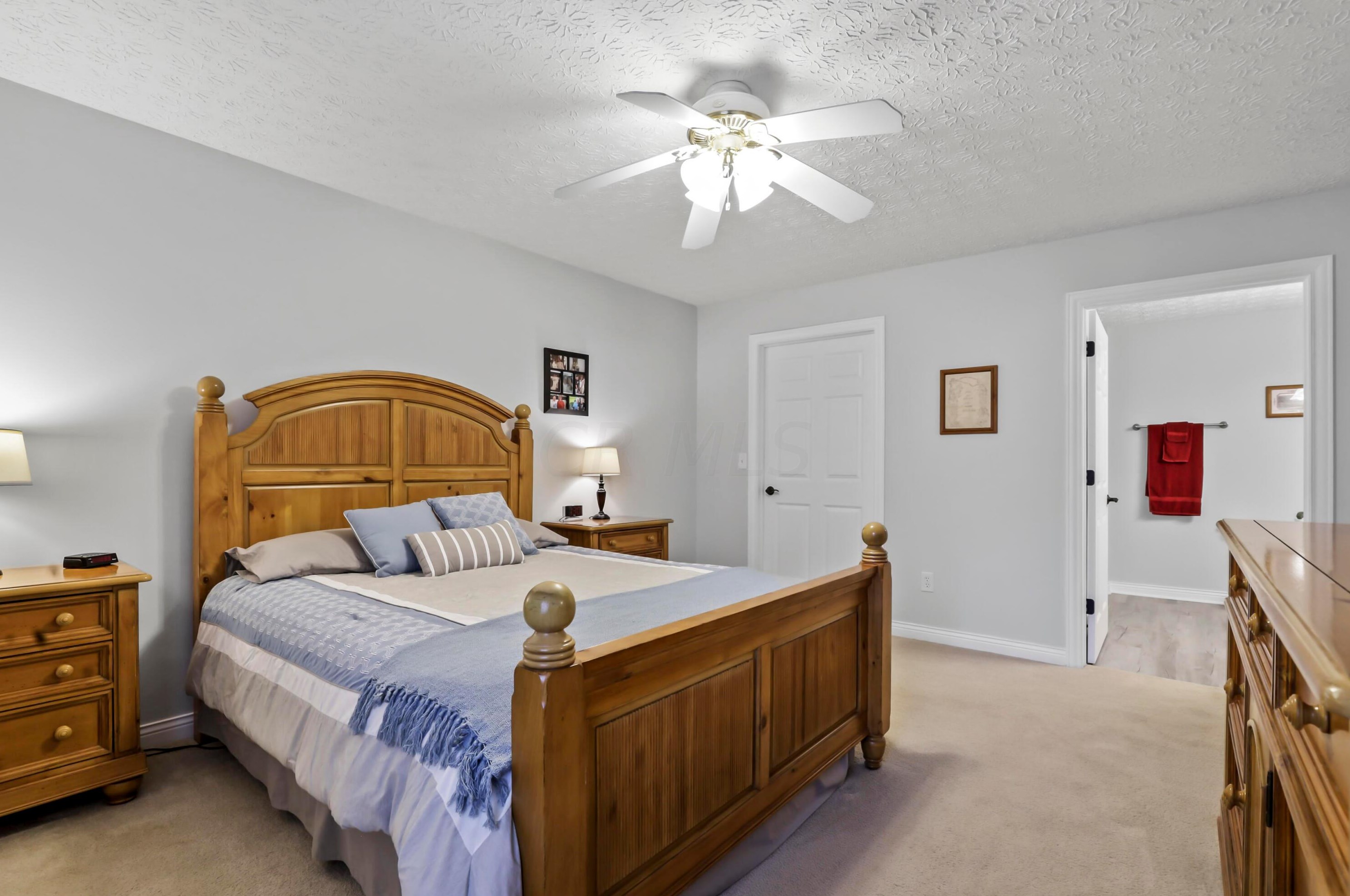 374 Crescent Ct, Westerville OH  43081-2664 exterior