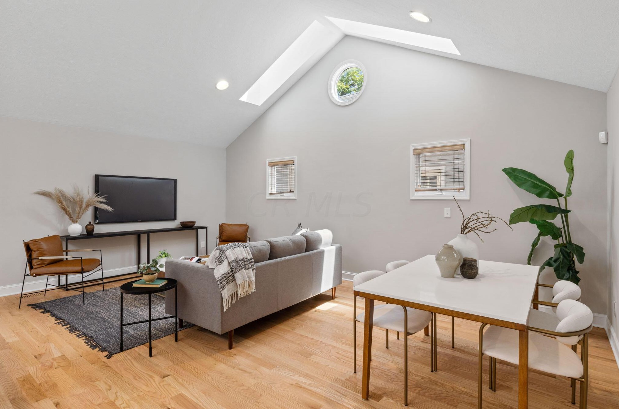 518 Beck St, Columbus OH  43206-1376 exterior