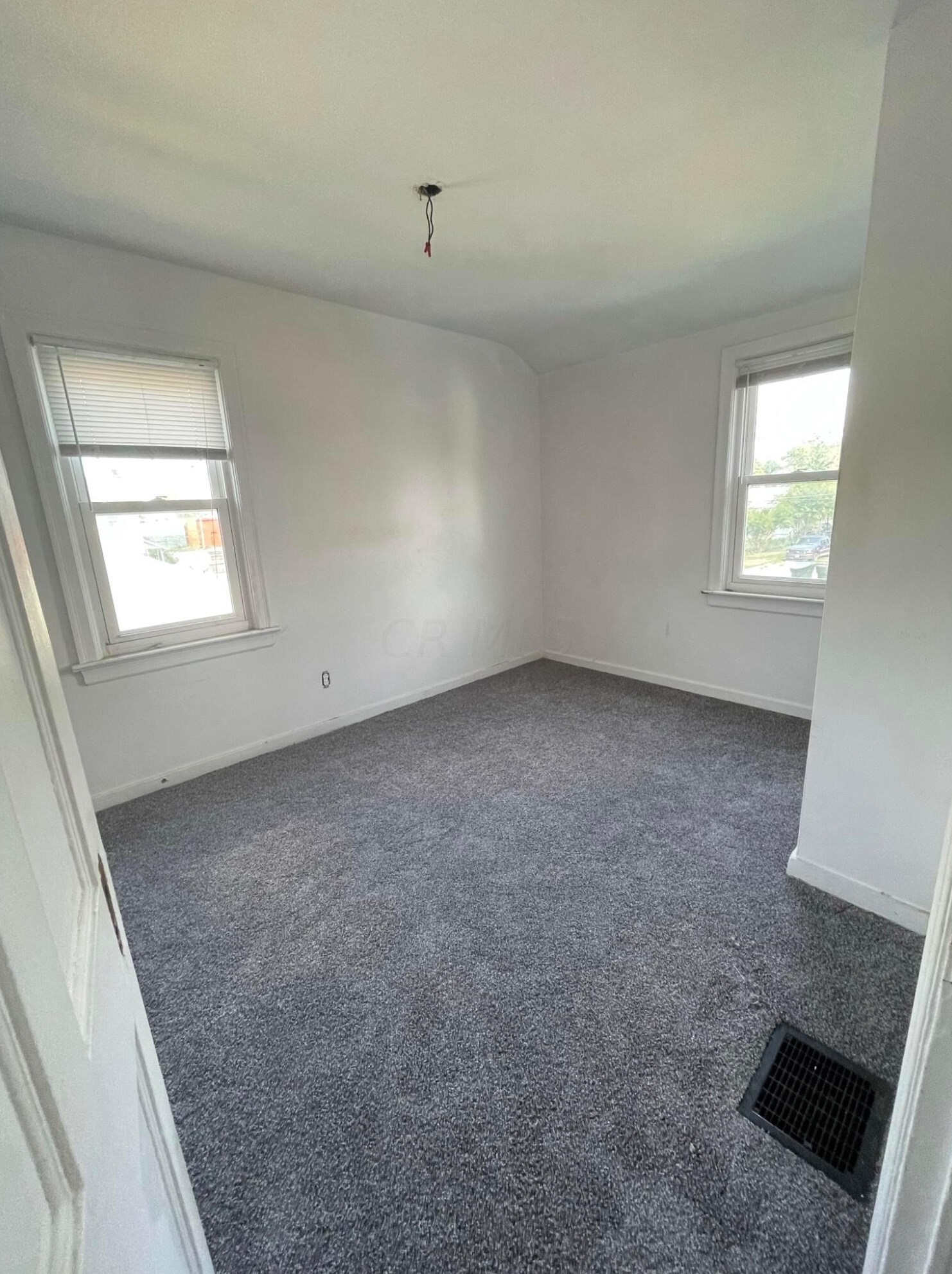 540 Wayne Ave, Columbus OH 43204-3154 exterior