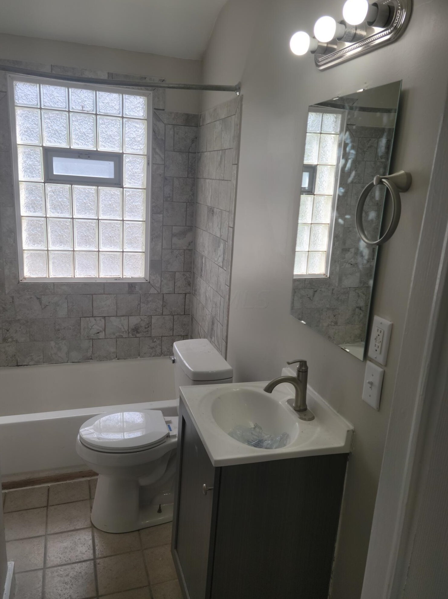 540 Wayne Ave, Columbus OH 43204-3154 exterior