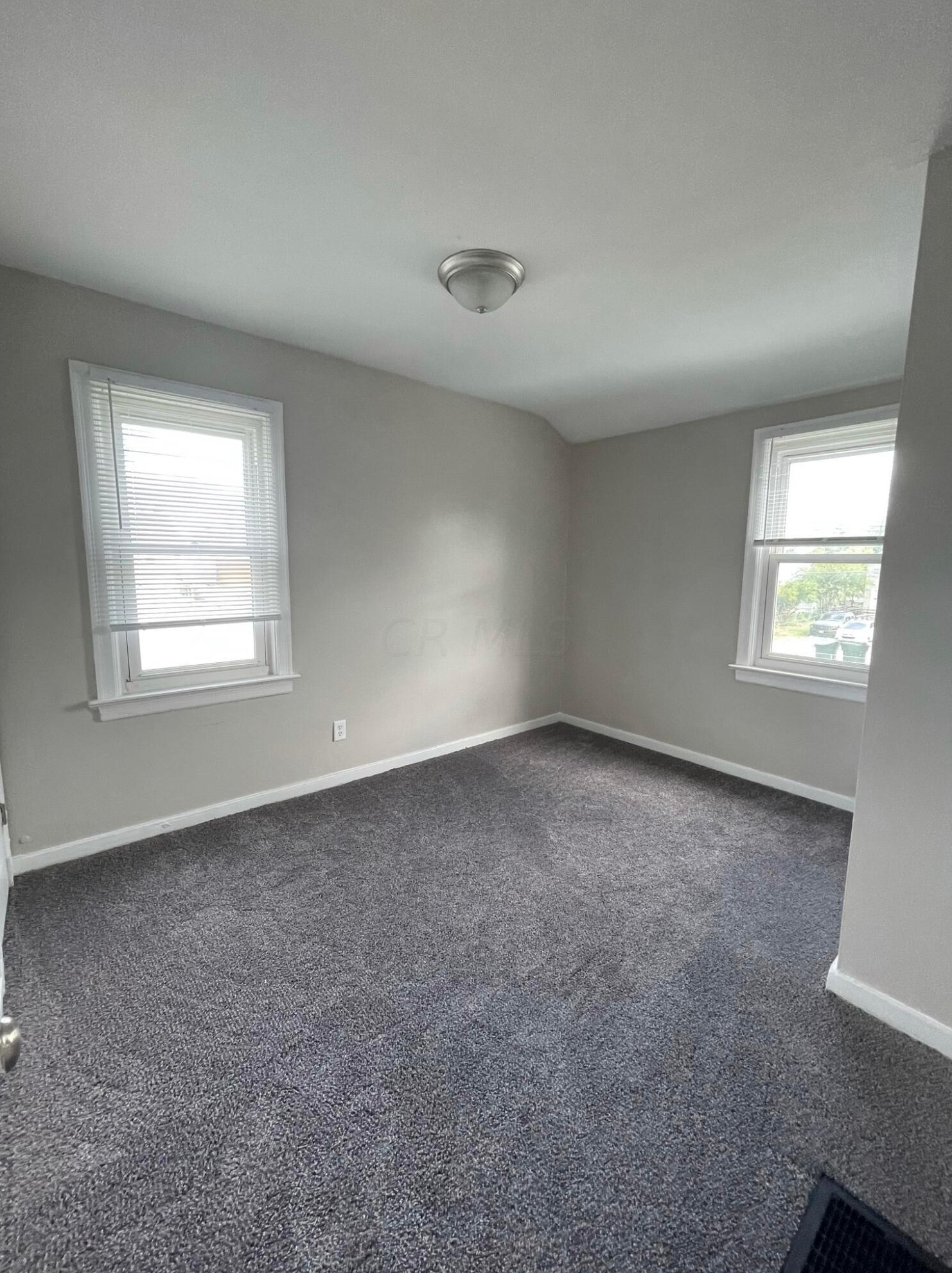 540 Wayne Ave, Columbus OH 43204-3154 exterior