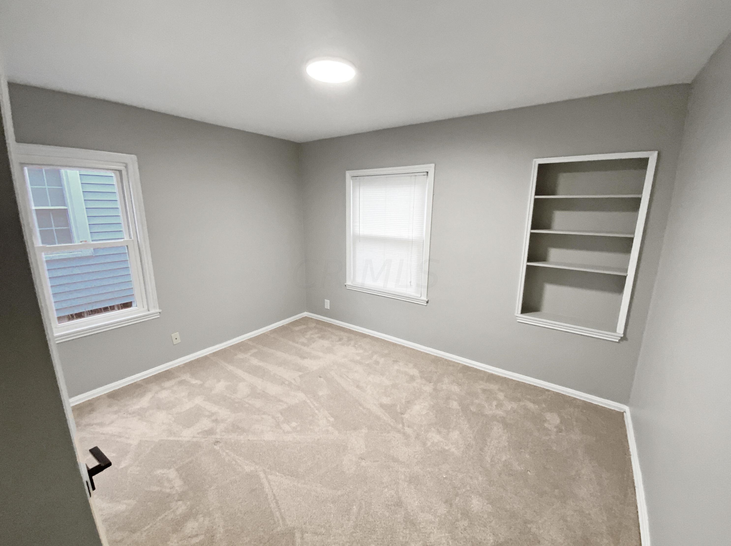 484 Royal Forest Blvd, Columbus OH  43214-1810 exterior