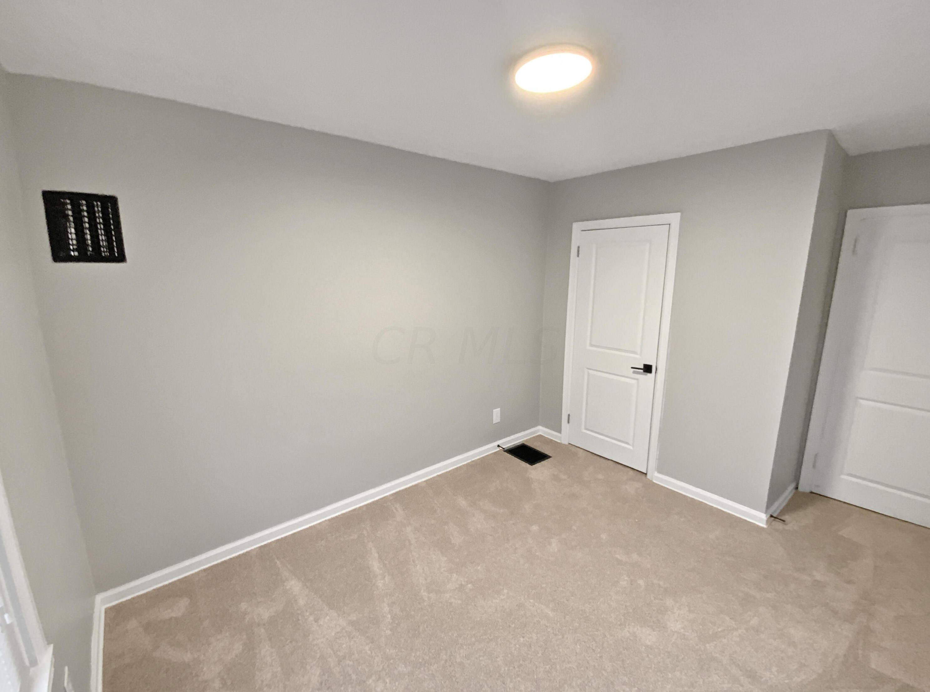 484 Royal Forest Blvd, Columbus OH  43214-1810 exterior