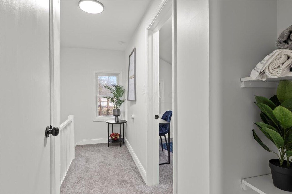 1063 Northridge Rd, Columbus OH  43224-2739 exterior