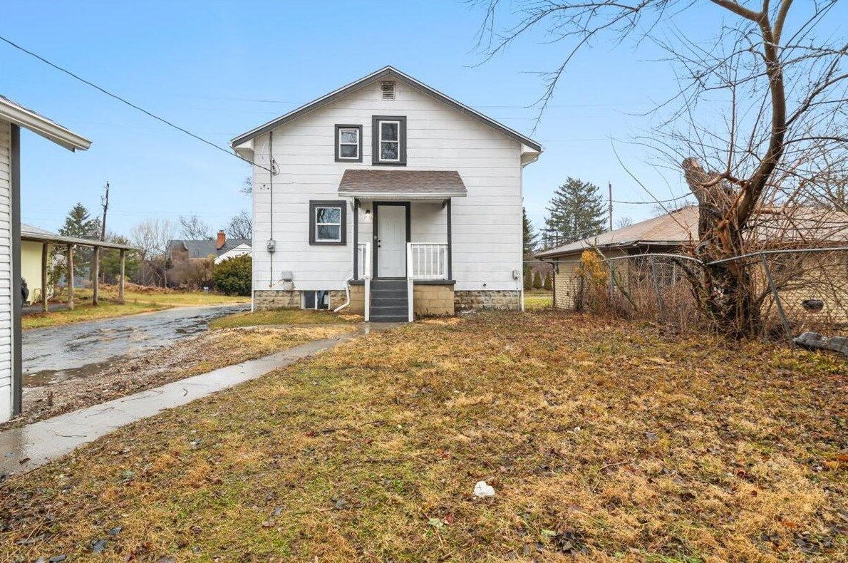 1063 Northridge Rd, Columbus OH  43224-2739 exterior