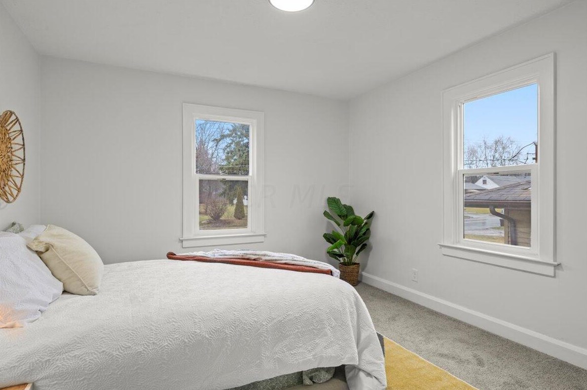 1063 Northridge Rd, Columbus OH  43224-2739 exterior