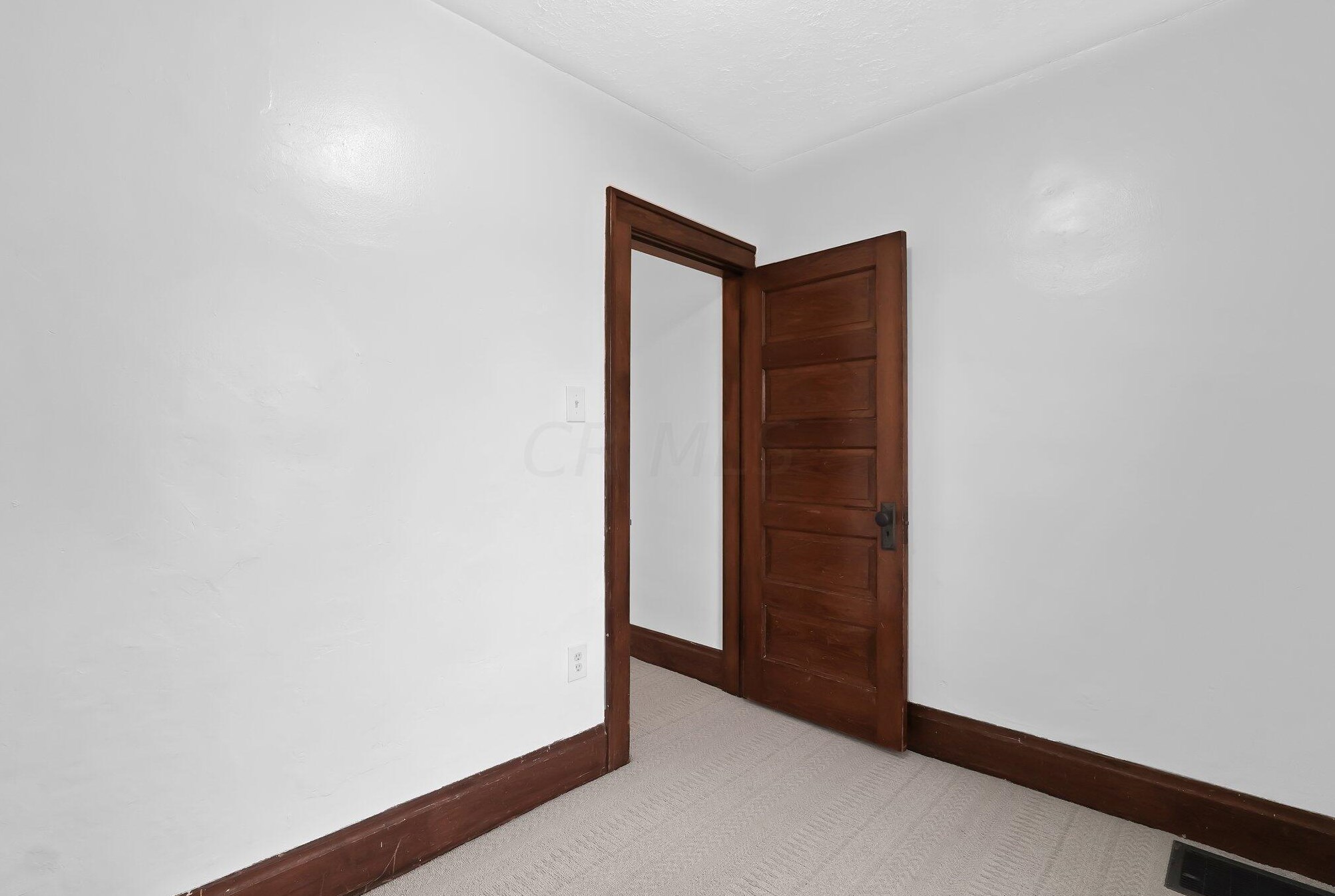 199 Markison Ave, Columbus OH 43207-1131 exterior