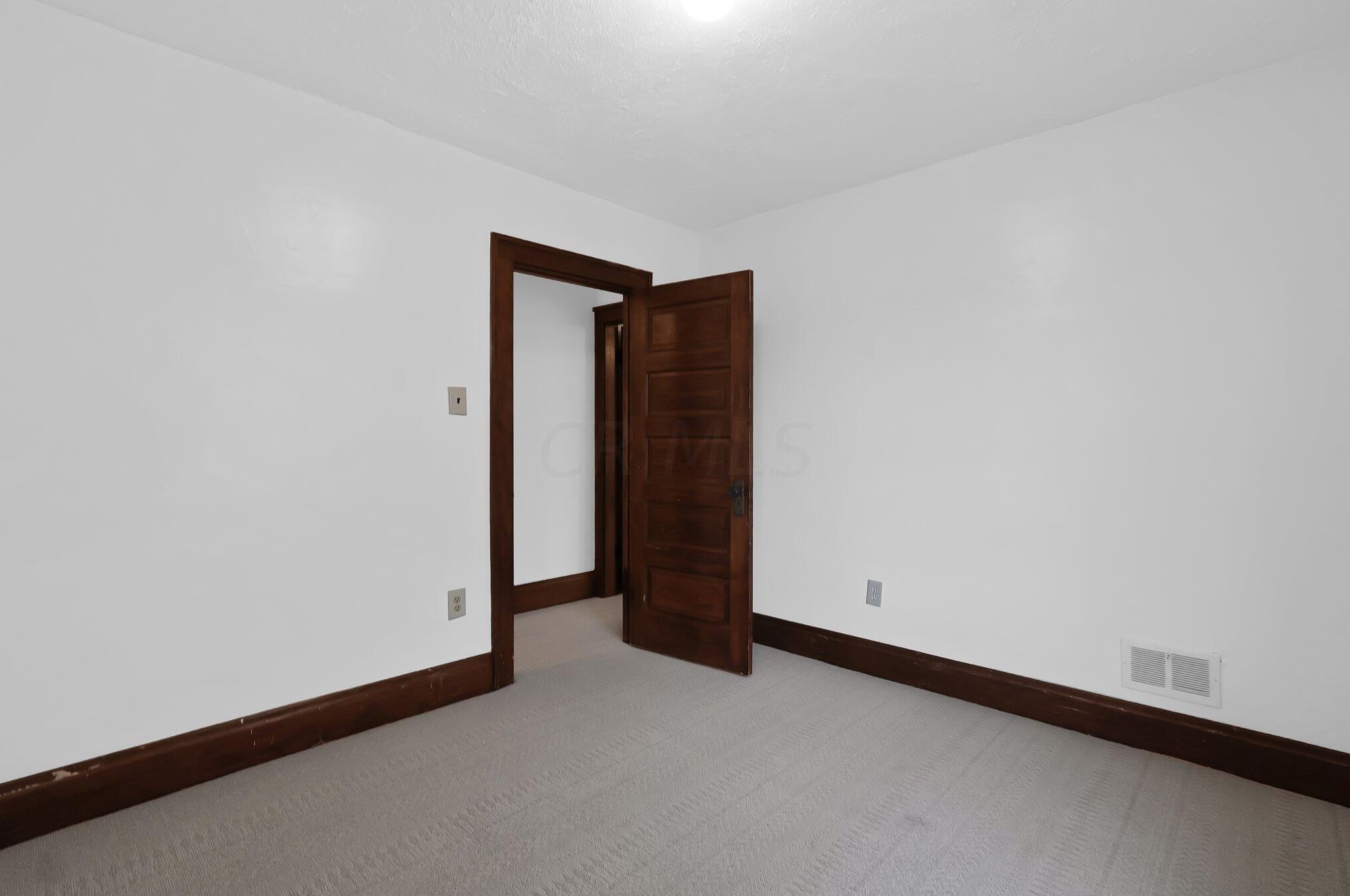 199 Markison Ave, Columbus OH 43207-1131 exterior