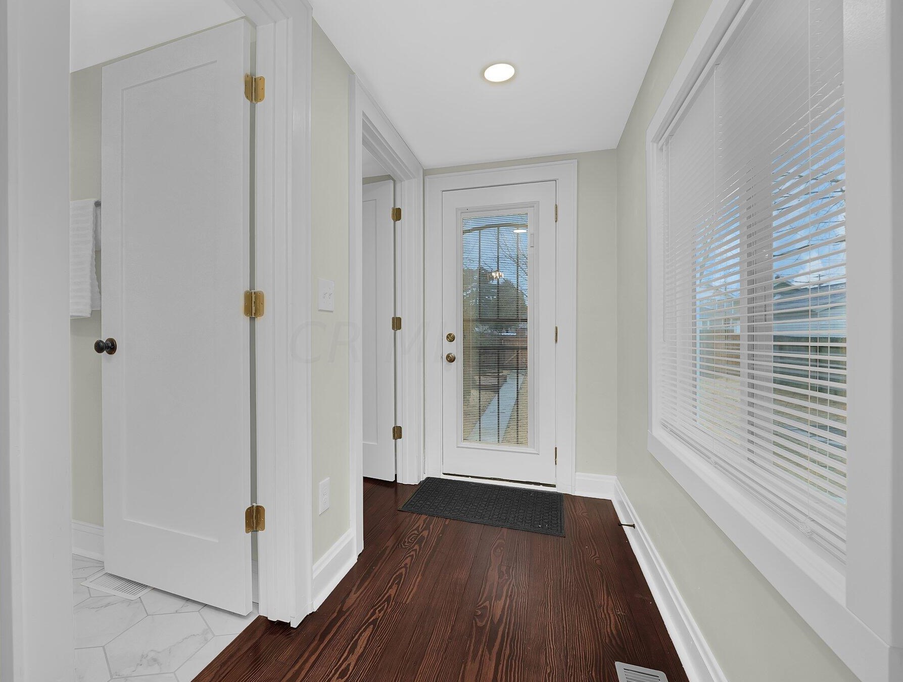 380 Southwood Ave, Columbus OH  43207-1284 exterior