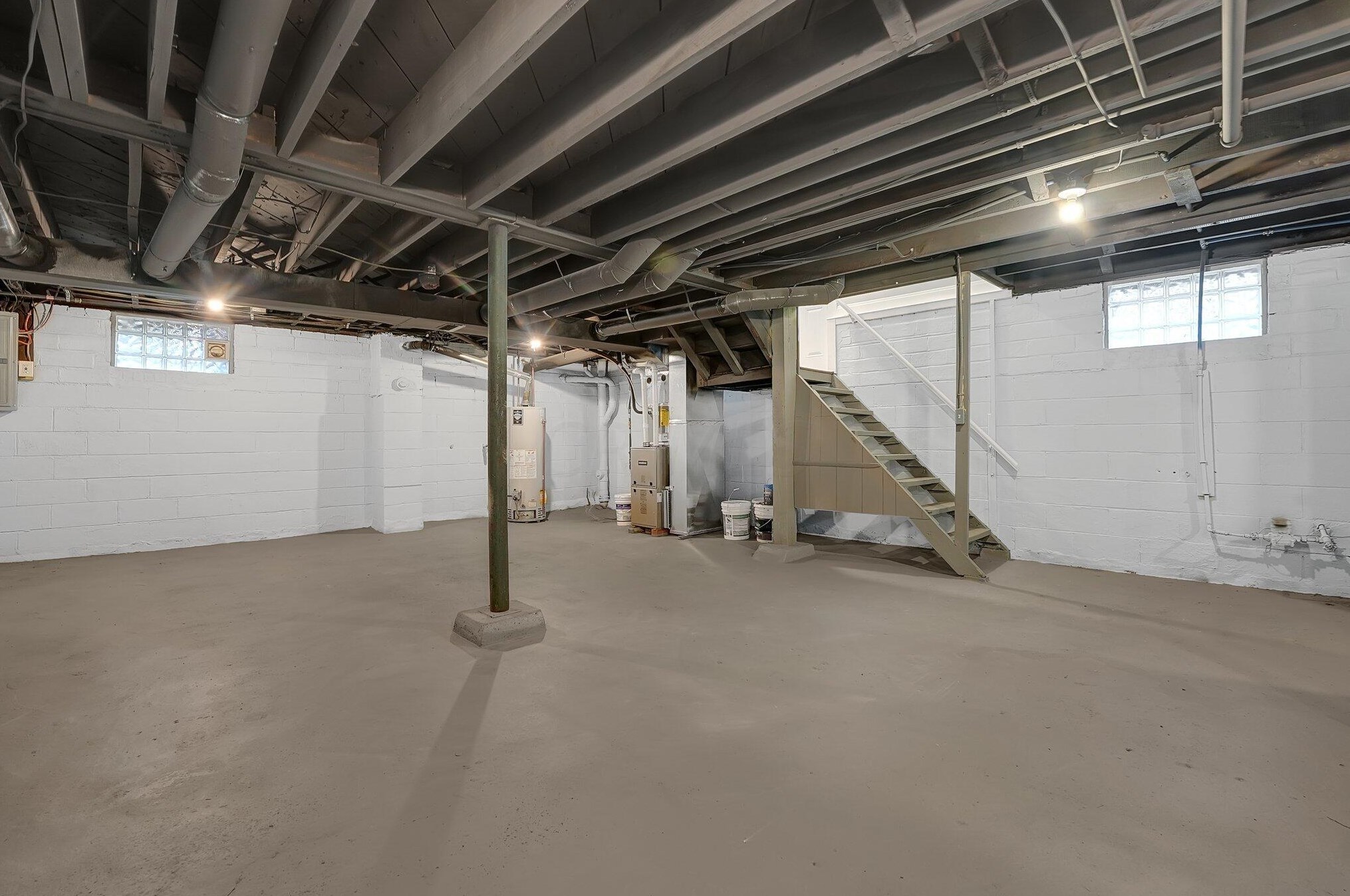 380 Southwood Ave, Columbus OH  43207-1284 exterior