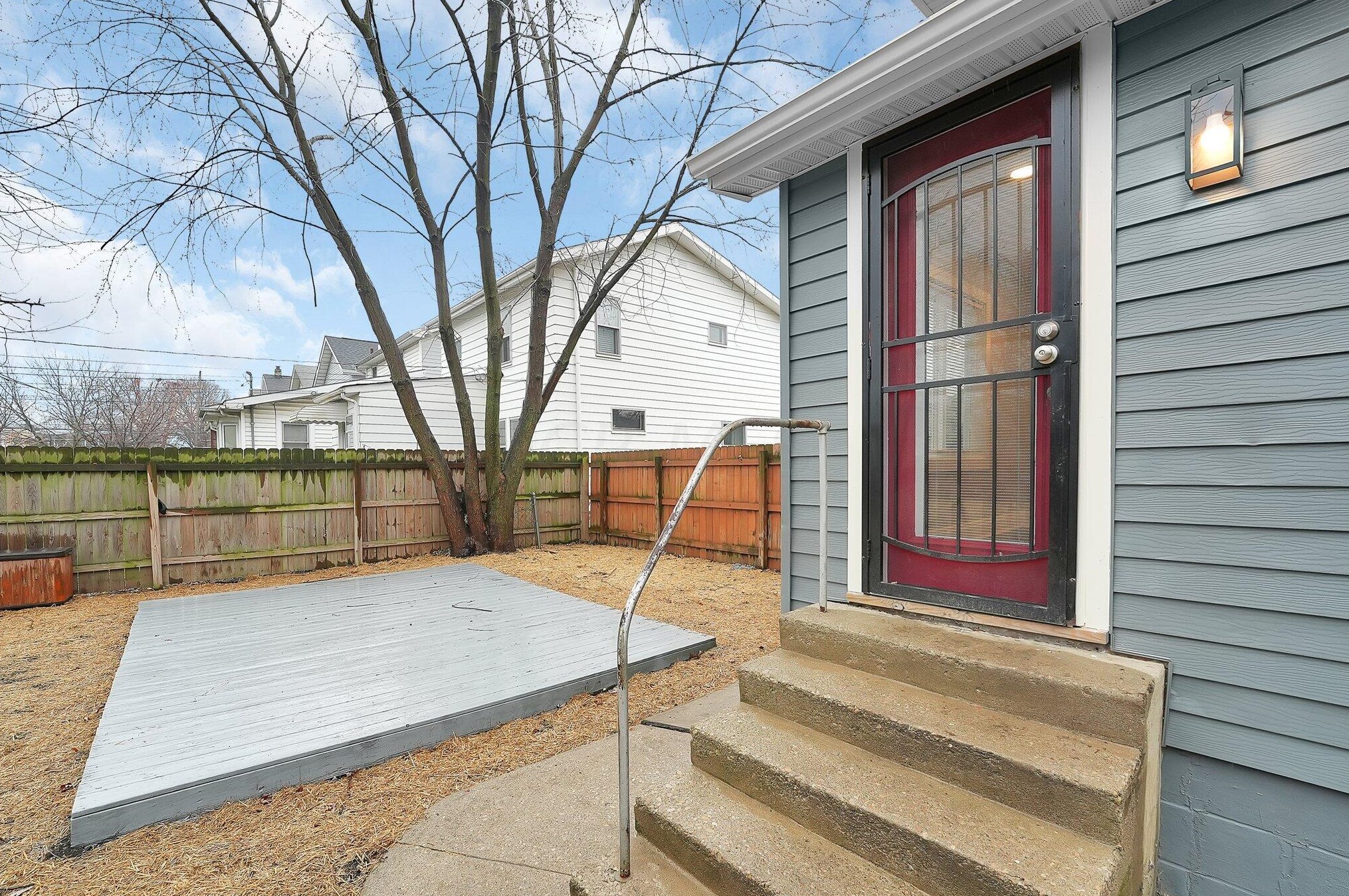 380 Southwood Ave, Columbus OH  43207-1284 exterior