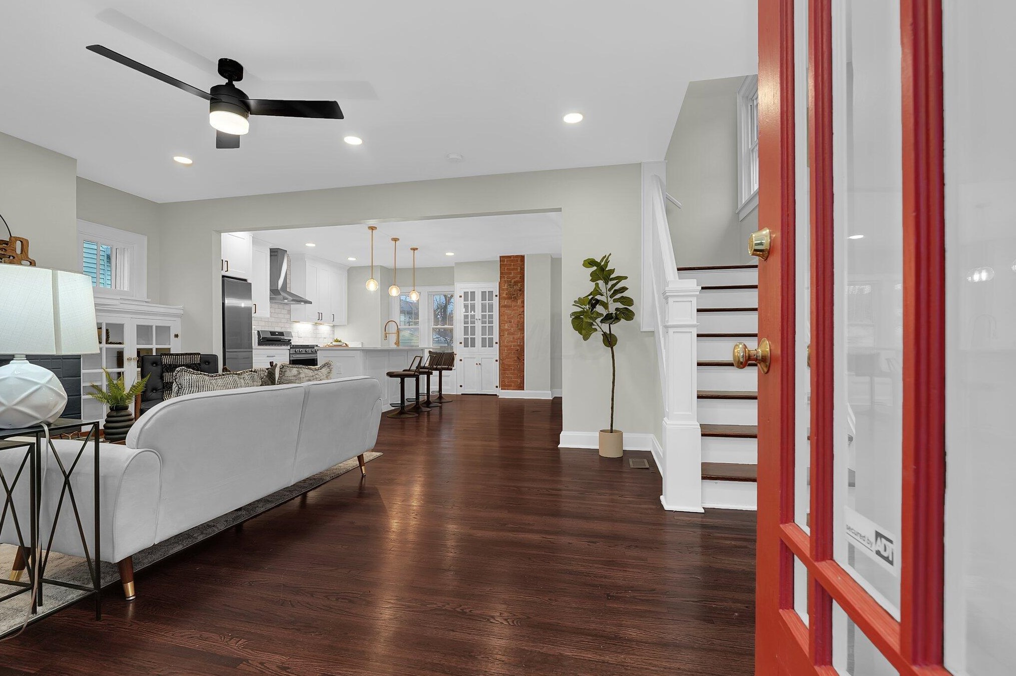 380 Southwood Ave, Columbus OH  43207-1284 exterior