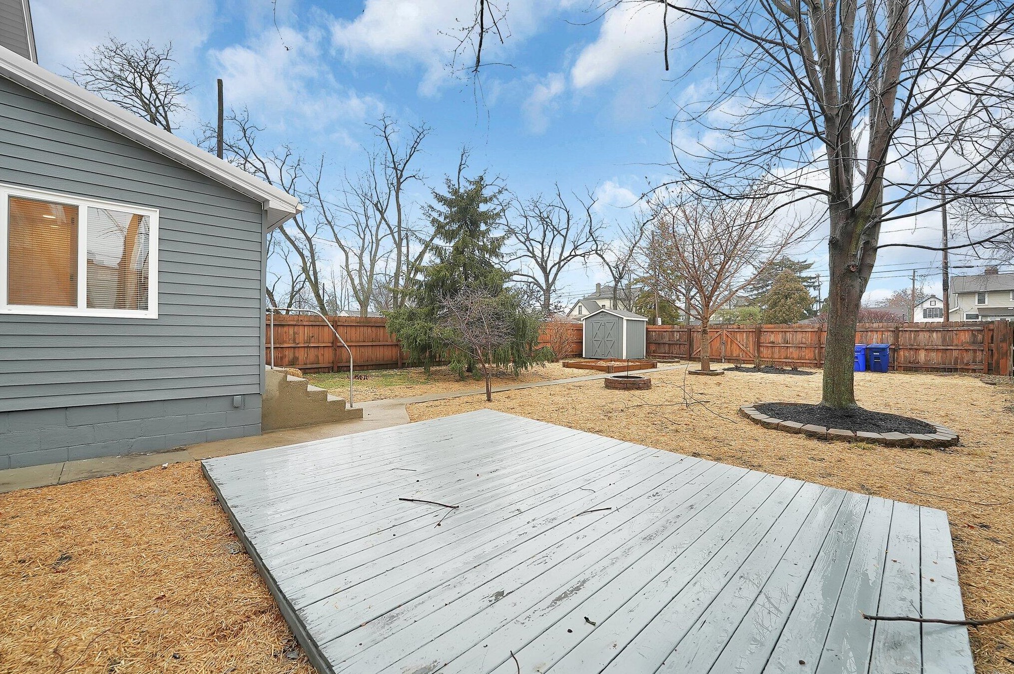 380 Southwood Ave, Columbus OH  43207-1284 exterior