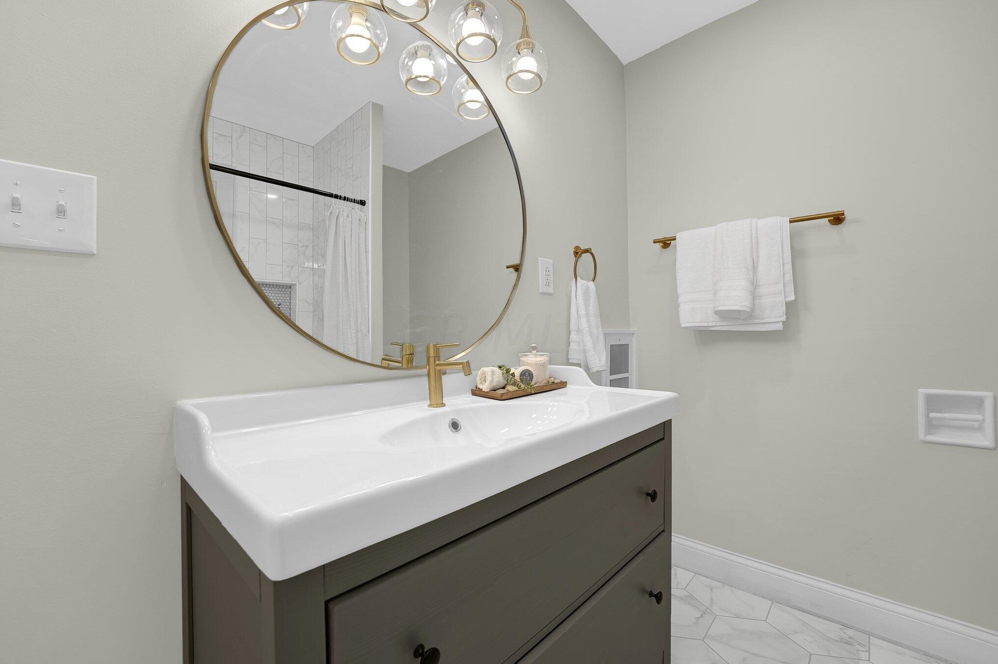 380 Southwood Ave, Columbus OH  43207-1284 exterior