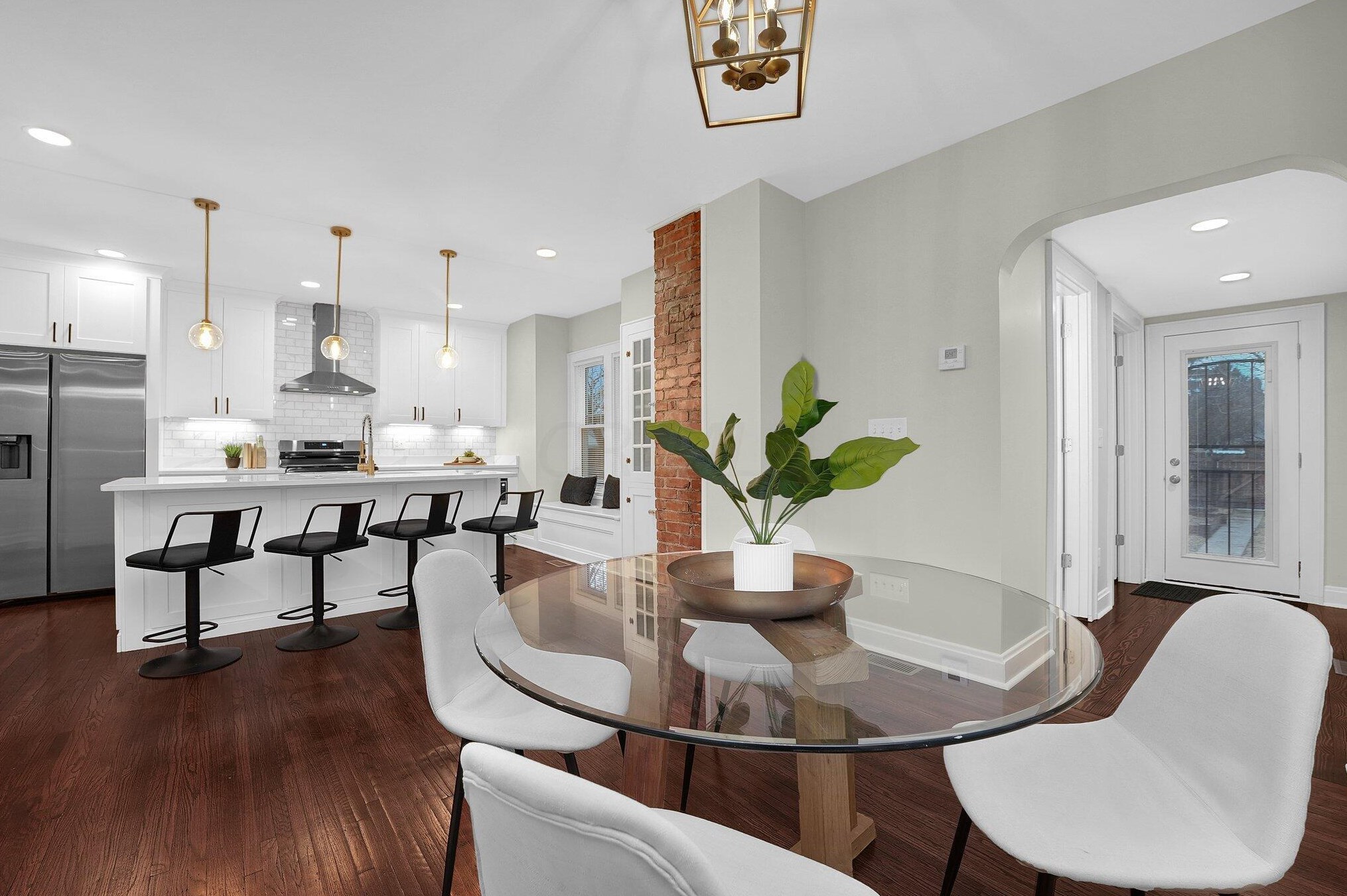 380 Southwood Ave, Columbus OH  43207-1284 exterior