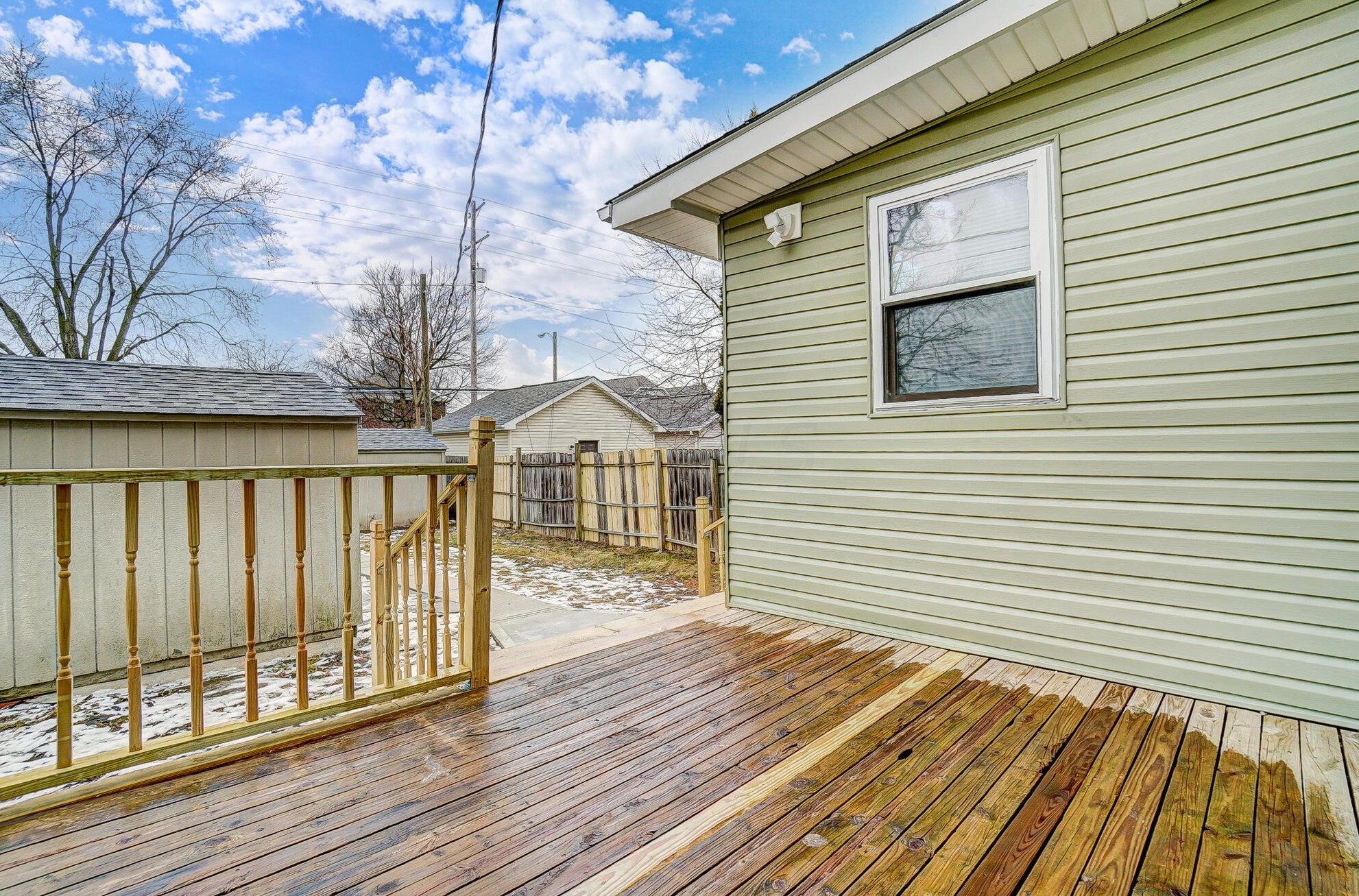 881 Gilbert St, Columbus OH 43206-1520 exterior