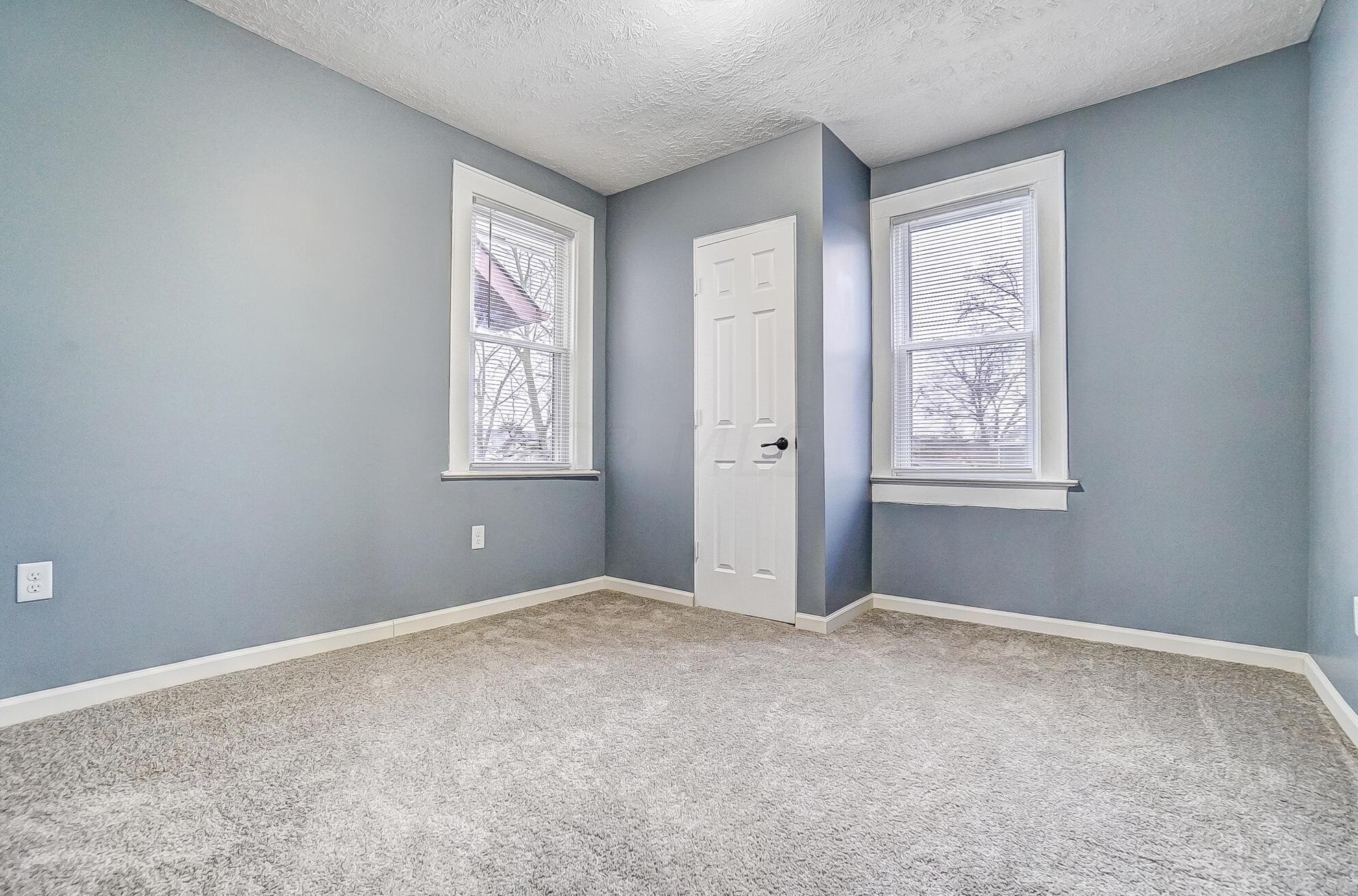 881 Gilbert St, Columbus OH 43206-1520 exterior