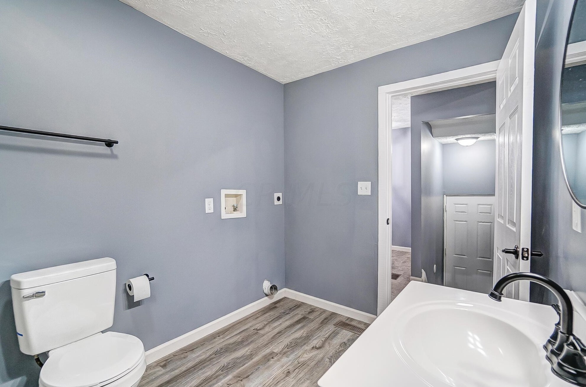 881 Gilbert St, Columbus OH 43206-1520 exterior