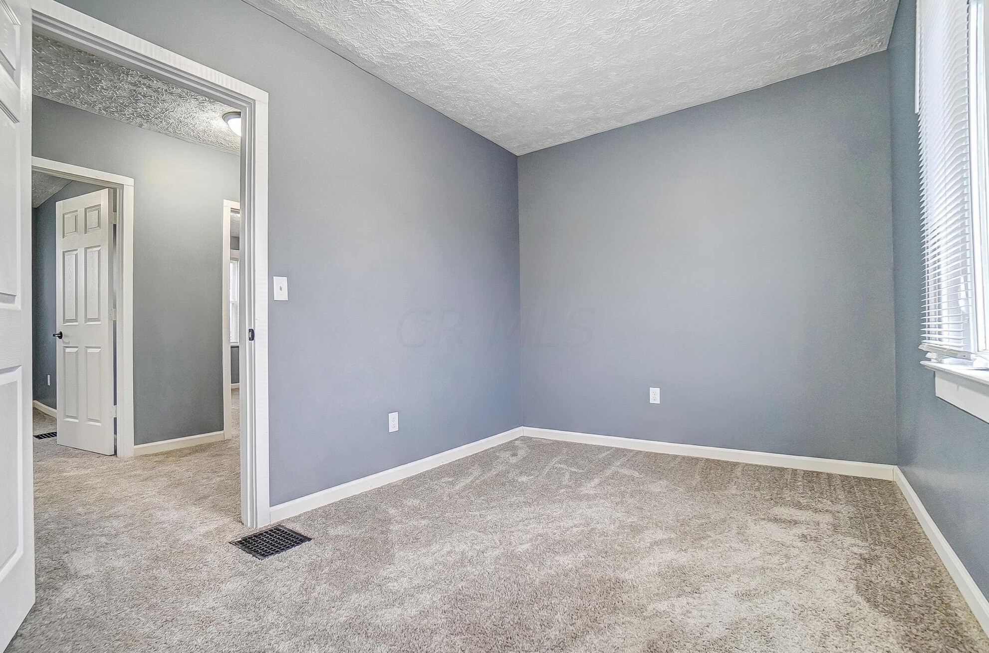 881 Gilbert St, Columbus OH 43206-1520 exterior