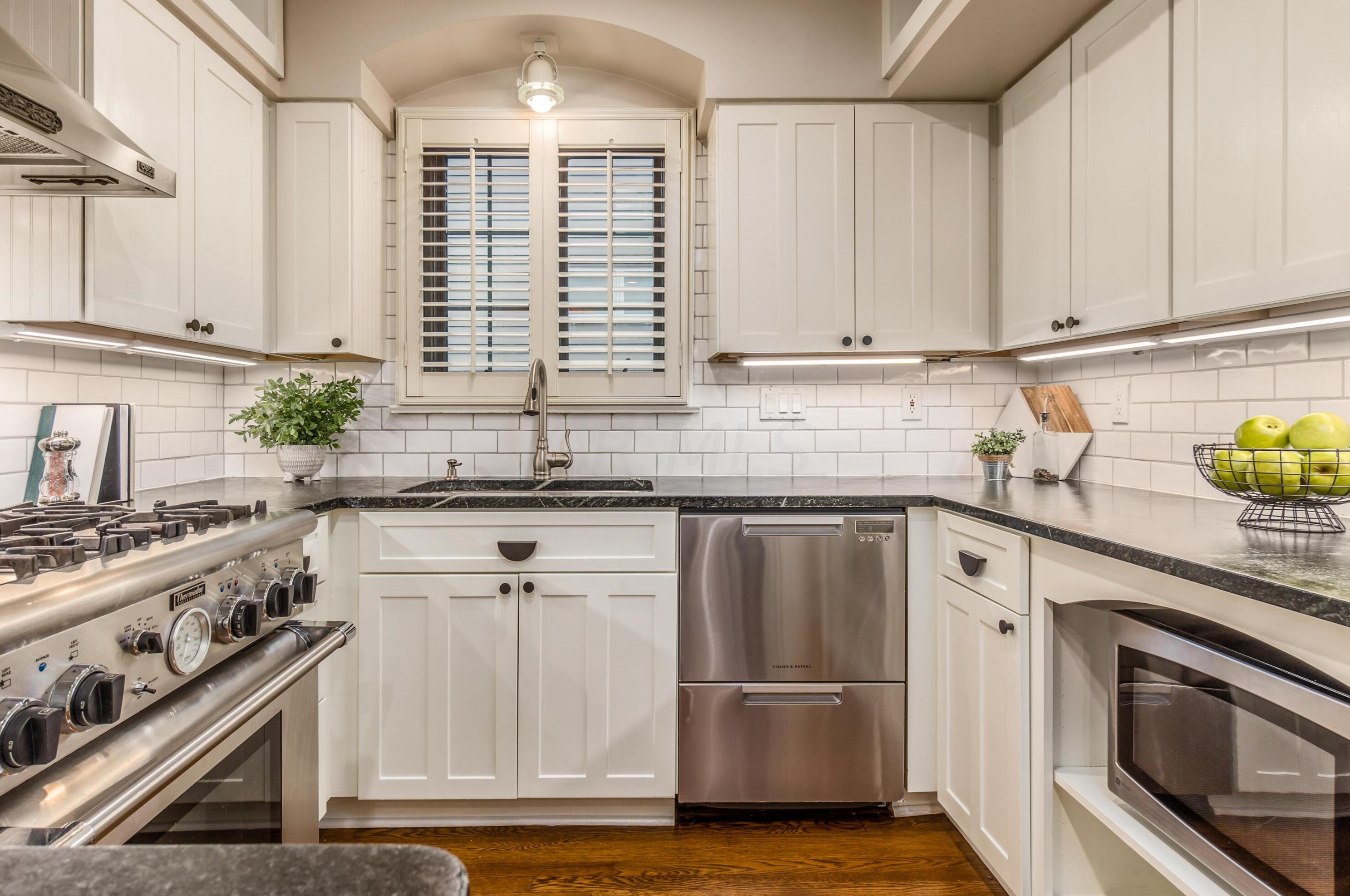 47 Ardmore Rd, Columbus OH  43209-1446 exterior