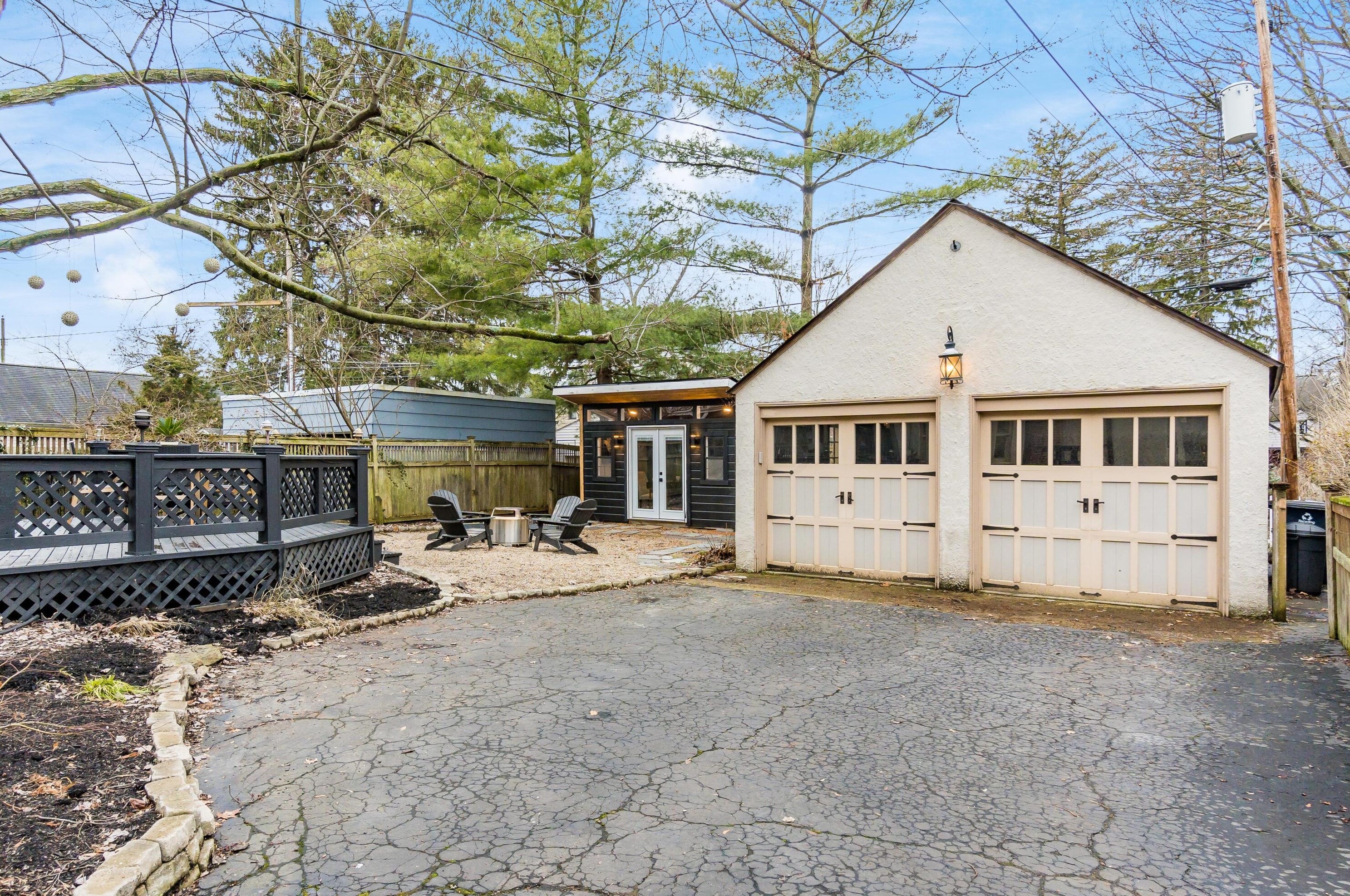 47 Ardmore Rd, Columbus OH  43209-1446 exterior