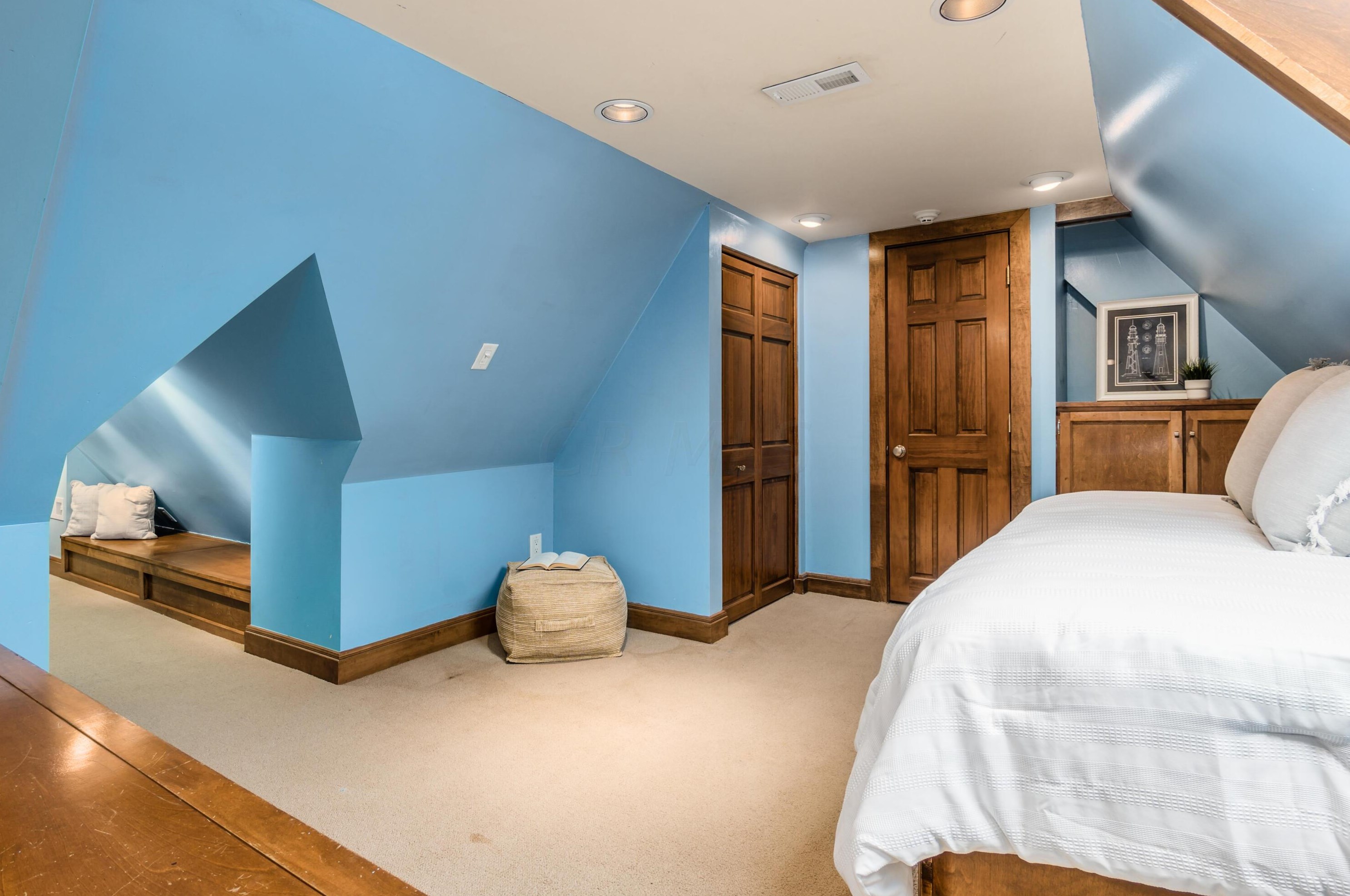 47 Ardmore Rd, Columbus OH  43209-1446 exterior