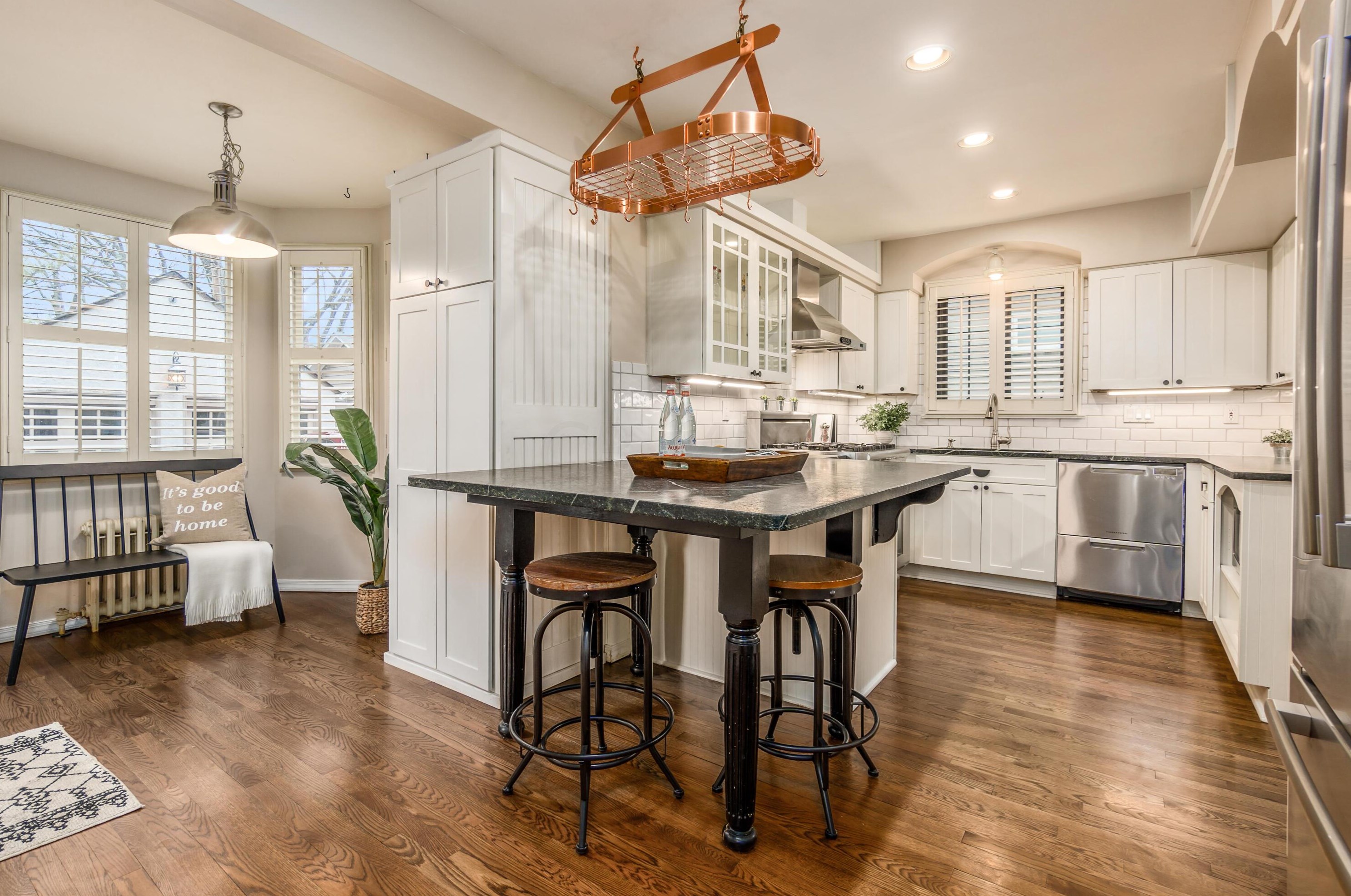 47 Ardmore Rd, Columbus OH  43209-1446 exterior