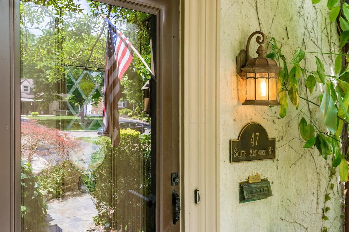 47 Ardmore Rd, Columbus OH  43209-1446 exterior