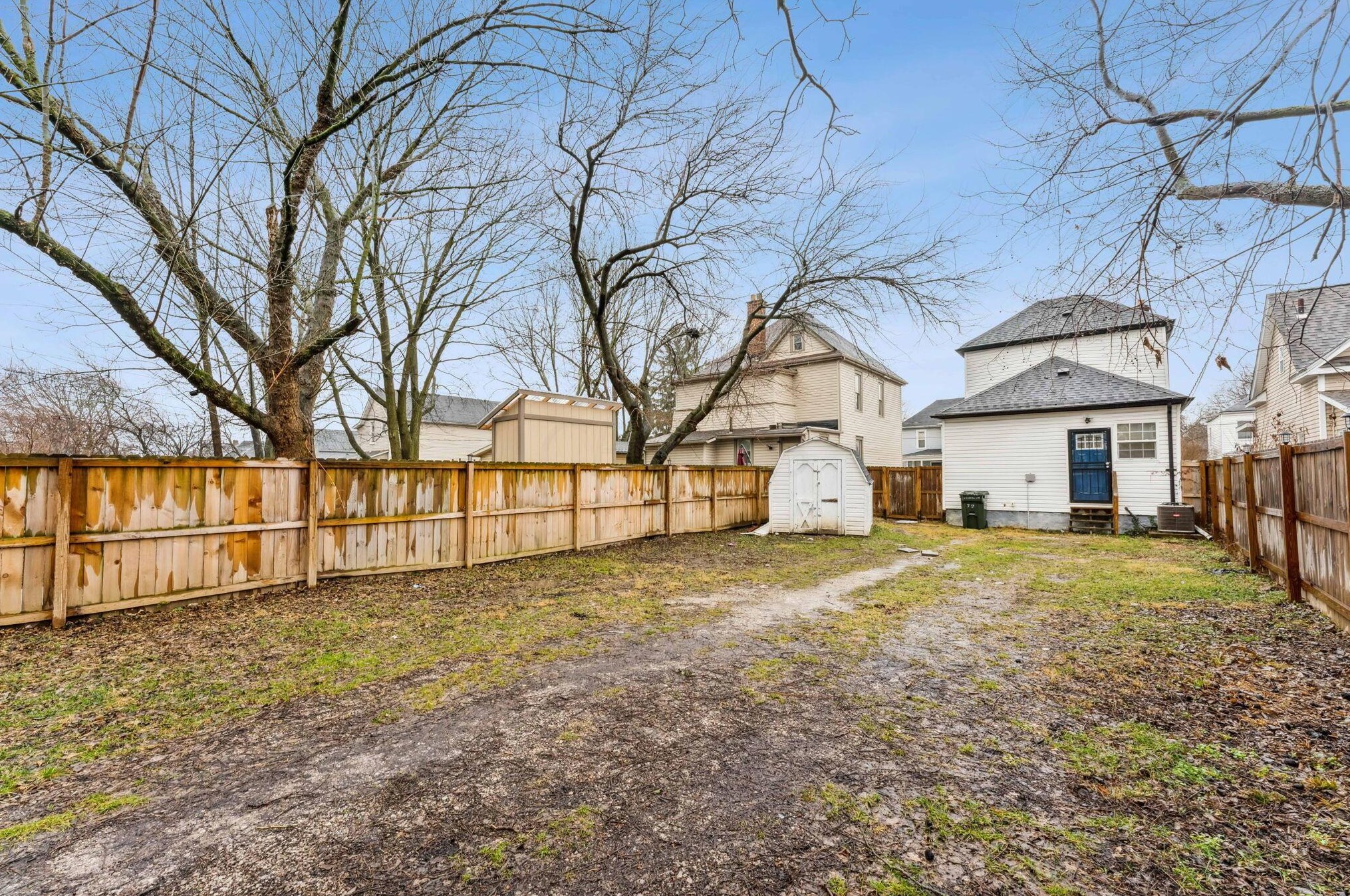 72 Eureka Ave, Columbus OH  43204-3200 exterior