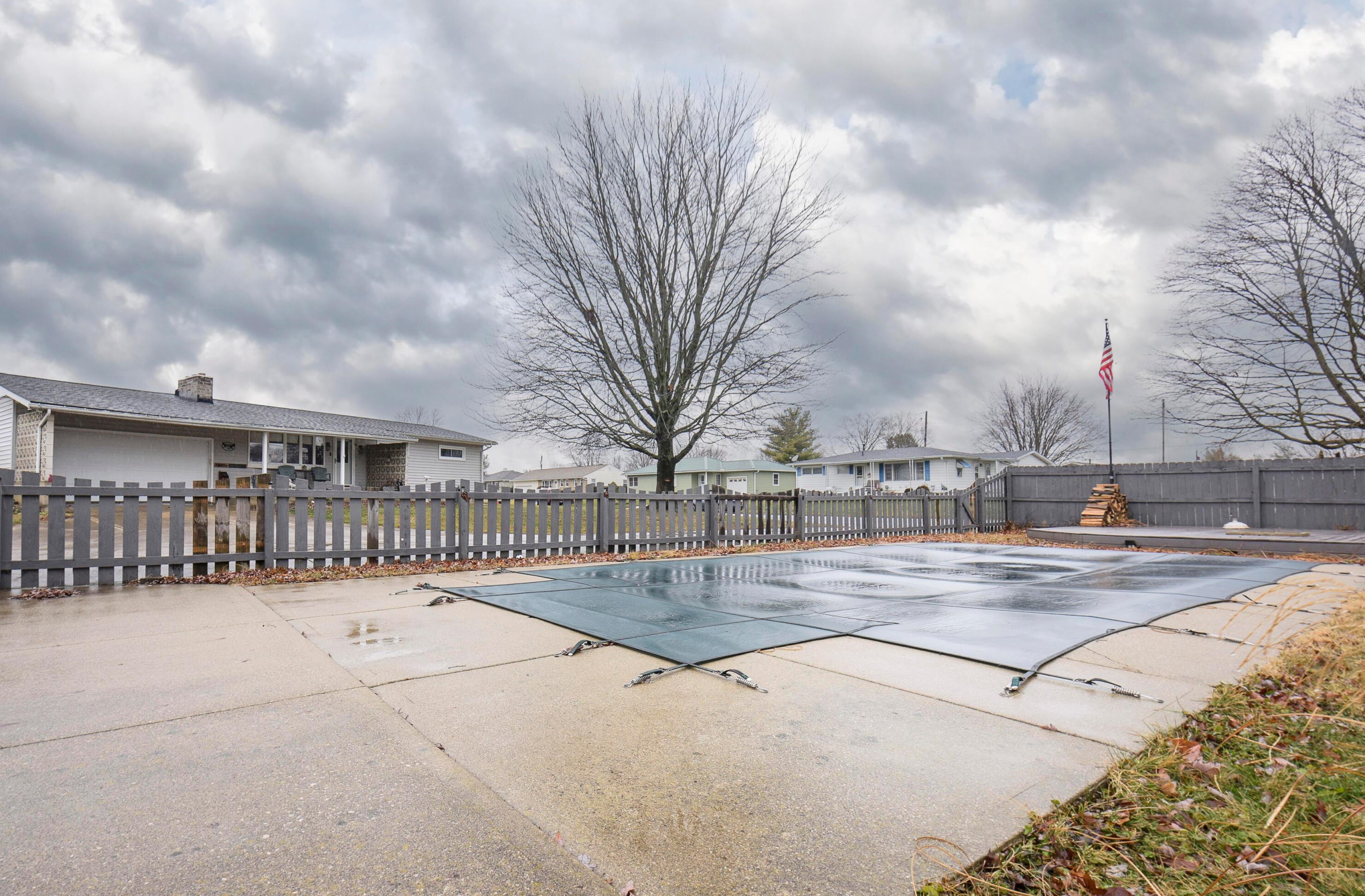 355 Lewis Rd, Circleville OH  43113-1322 exterior