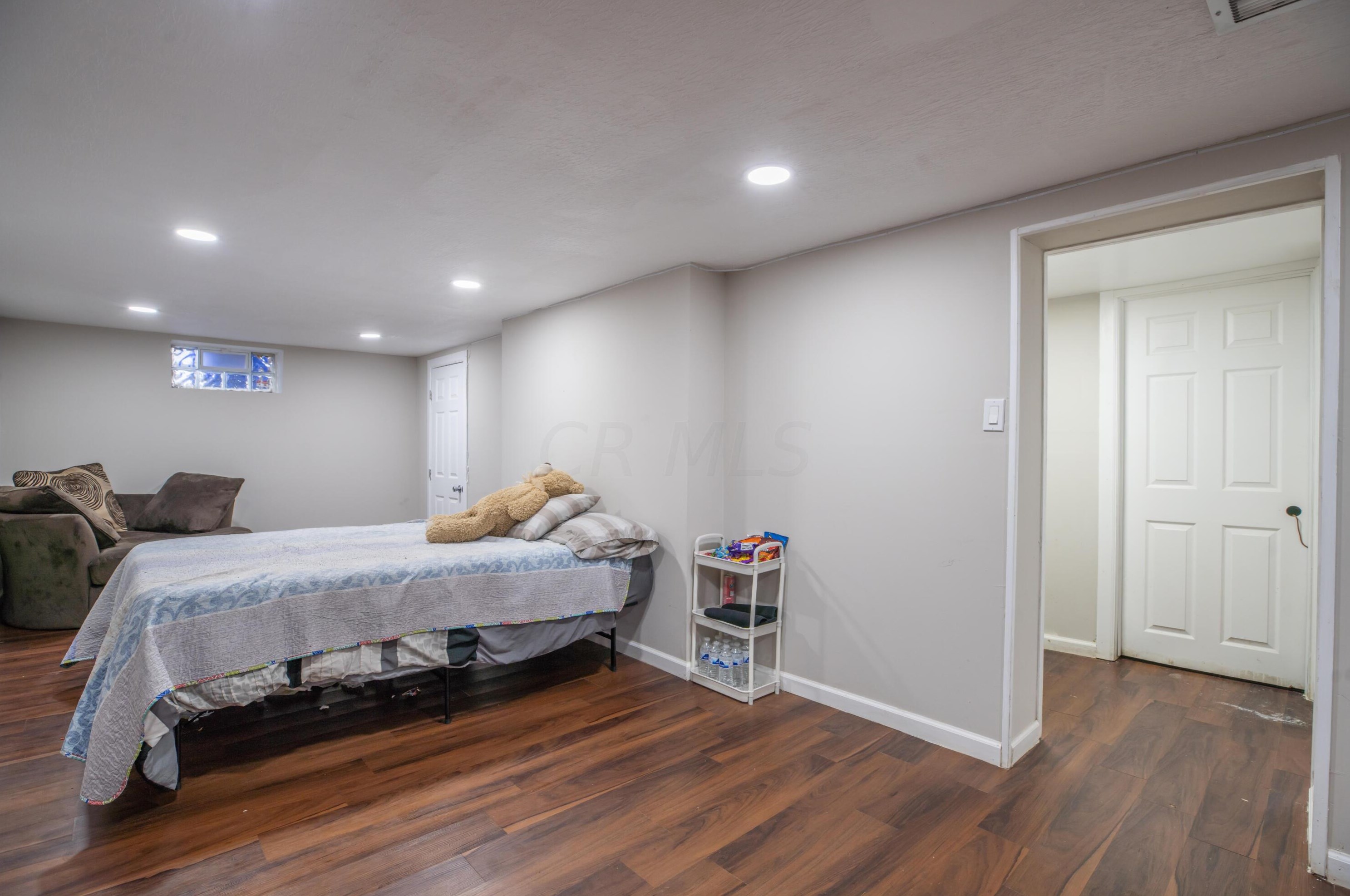 2203 Grasmere Ave, Columbus OH 43211-2142 exterior