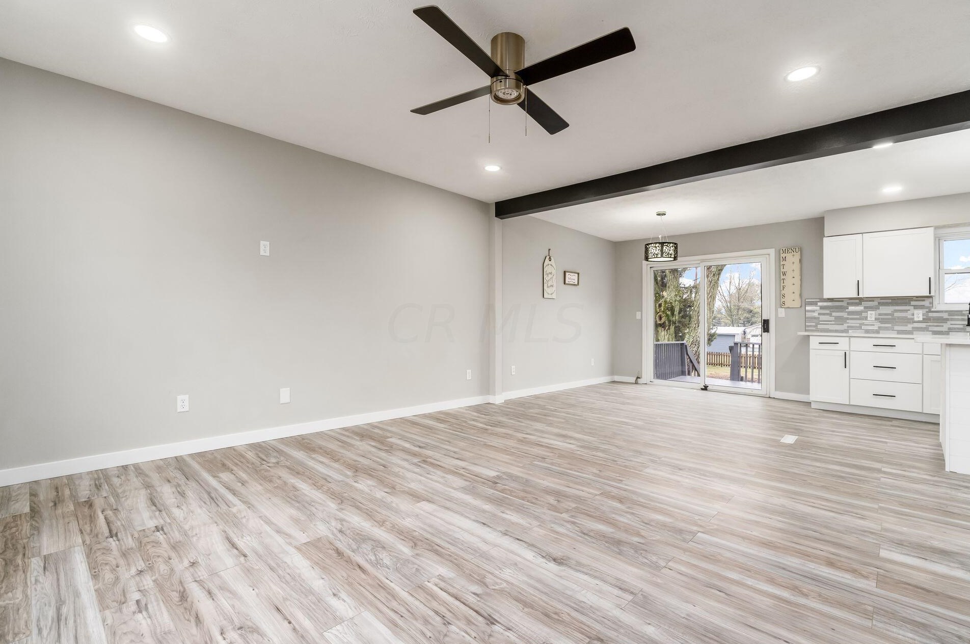 4043 Alton Darby Creek Rd, Hilliard OH  43026-9438 exterior