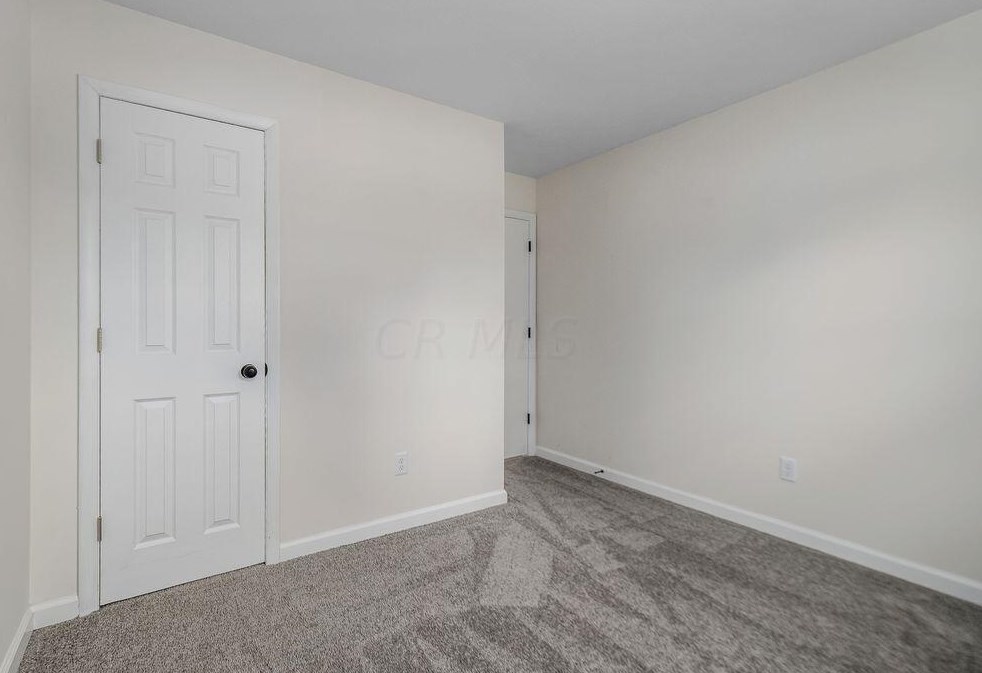 412 Denwood Dr, Columbus OH  43230-2012 exterior