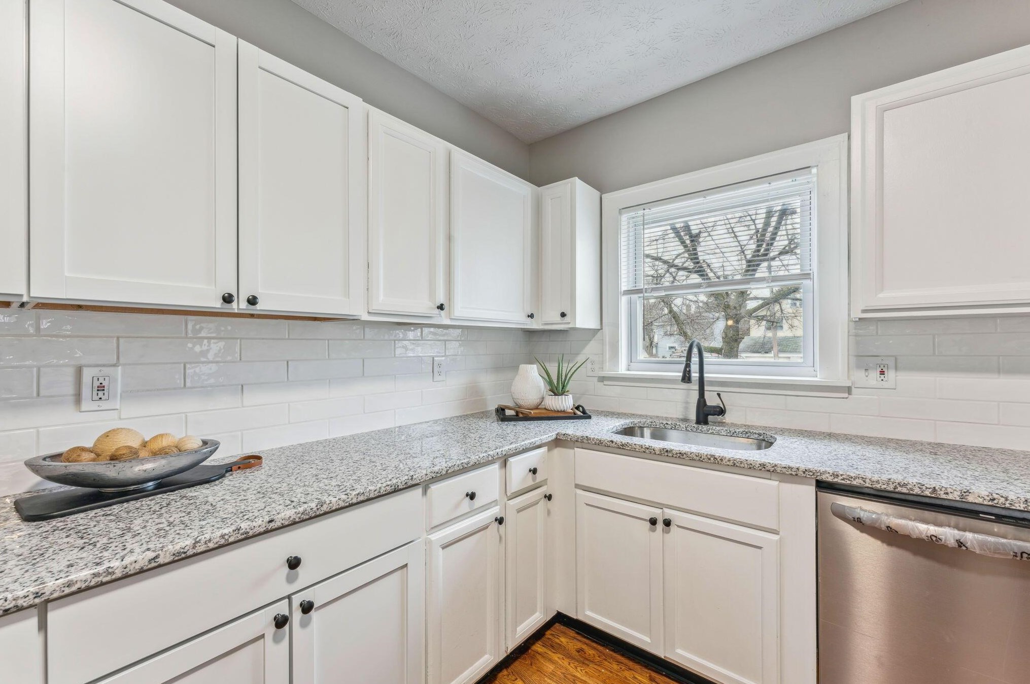 36 Roys Ave, Columbus OH  43204-2631 exterior