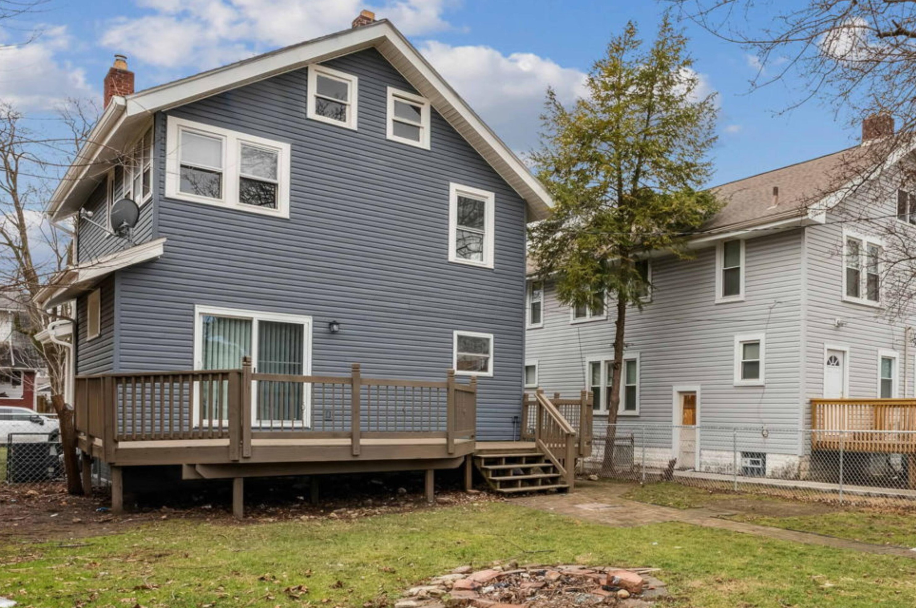 36 Roys Ave, Columbus OH  43204-2631 exterior