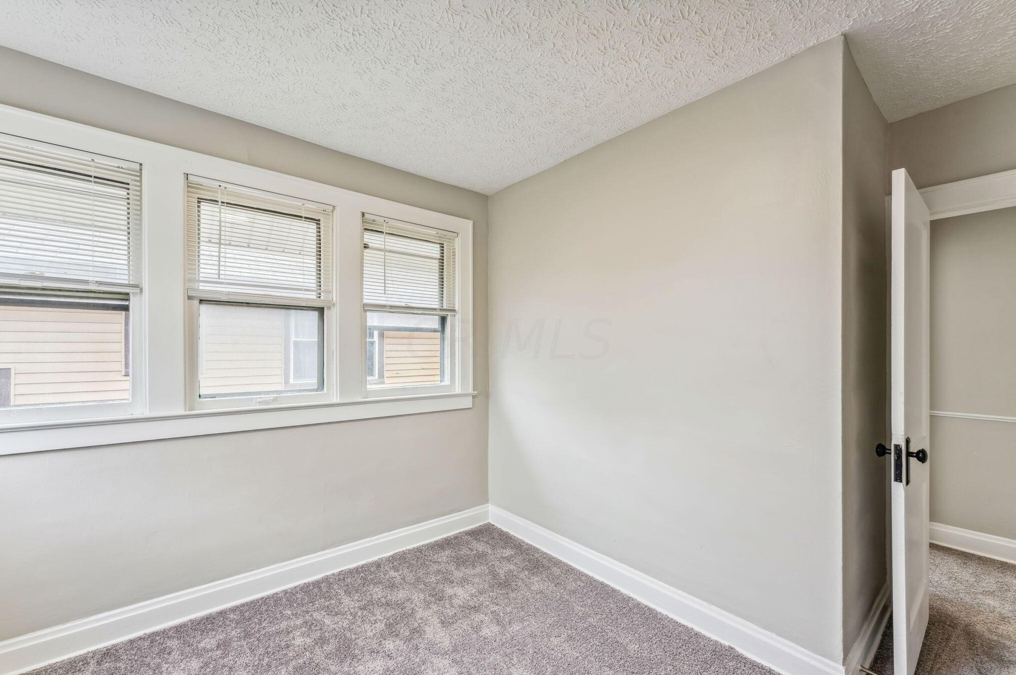 36 Roys Ave, Columbus OH  43204-2631 exterior