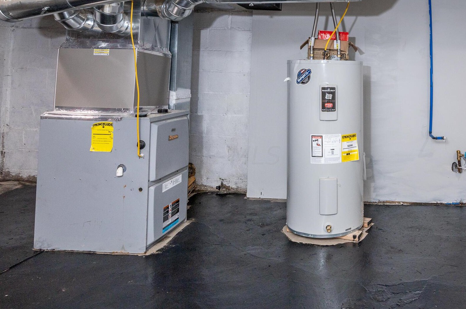 1065 16 Ave, Columbus OH 43211-2423 exterior