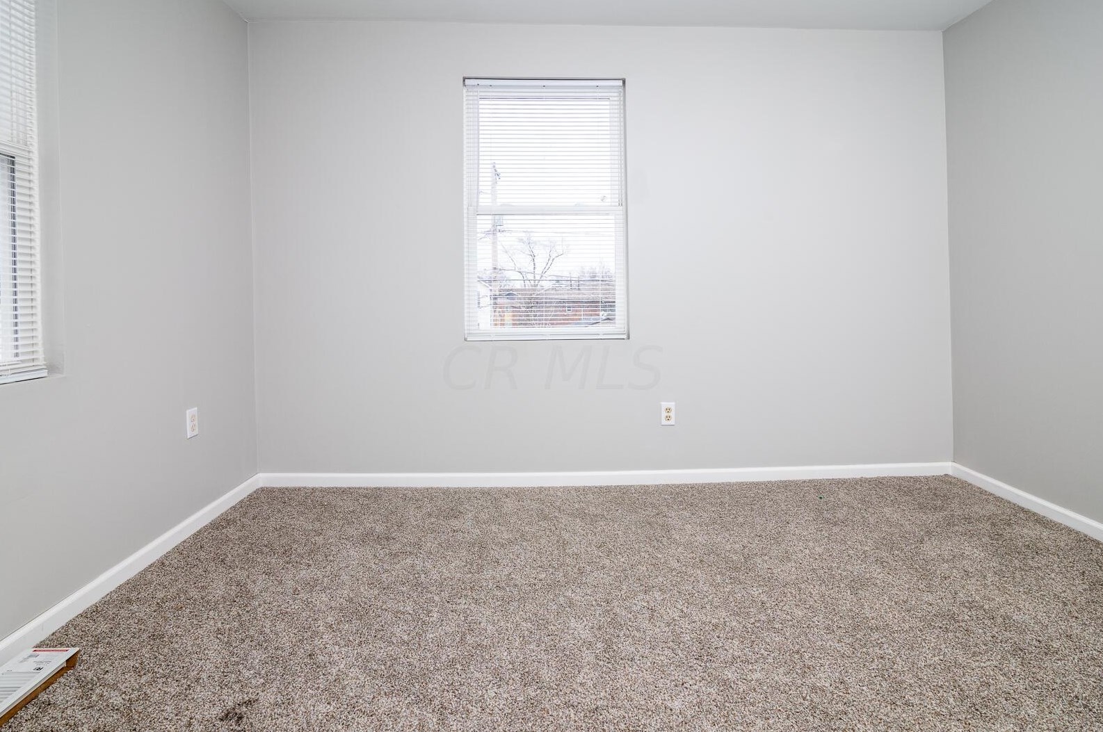 1065 16 Ave, Columbus OH 43211-2423 exterior