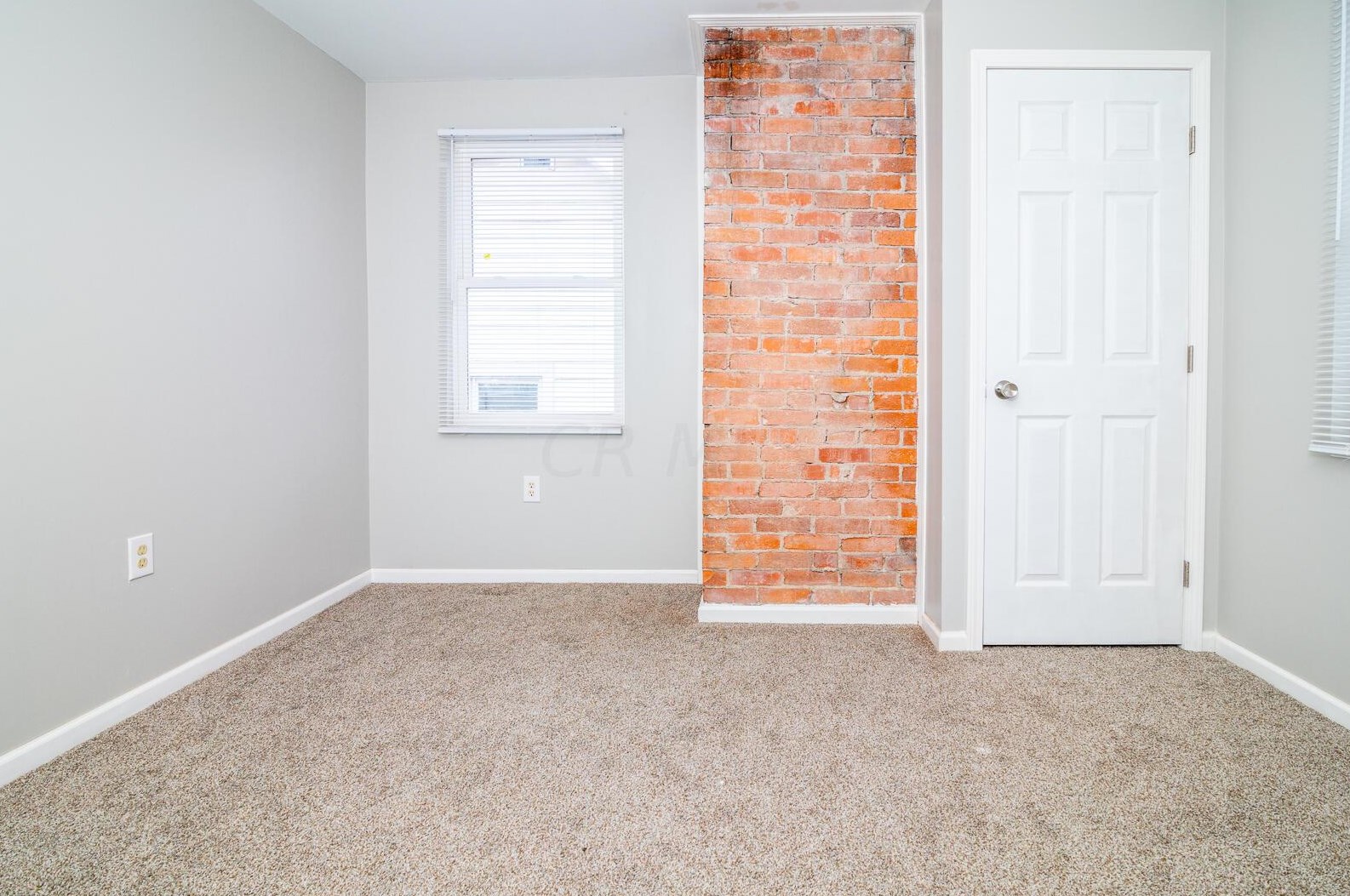 1065 16 Ave, Columbus OH 43211-2423 exterior