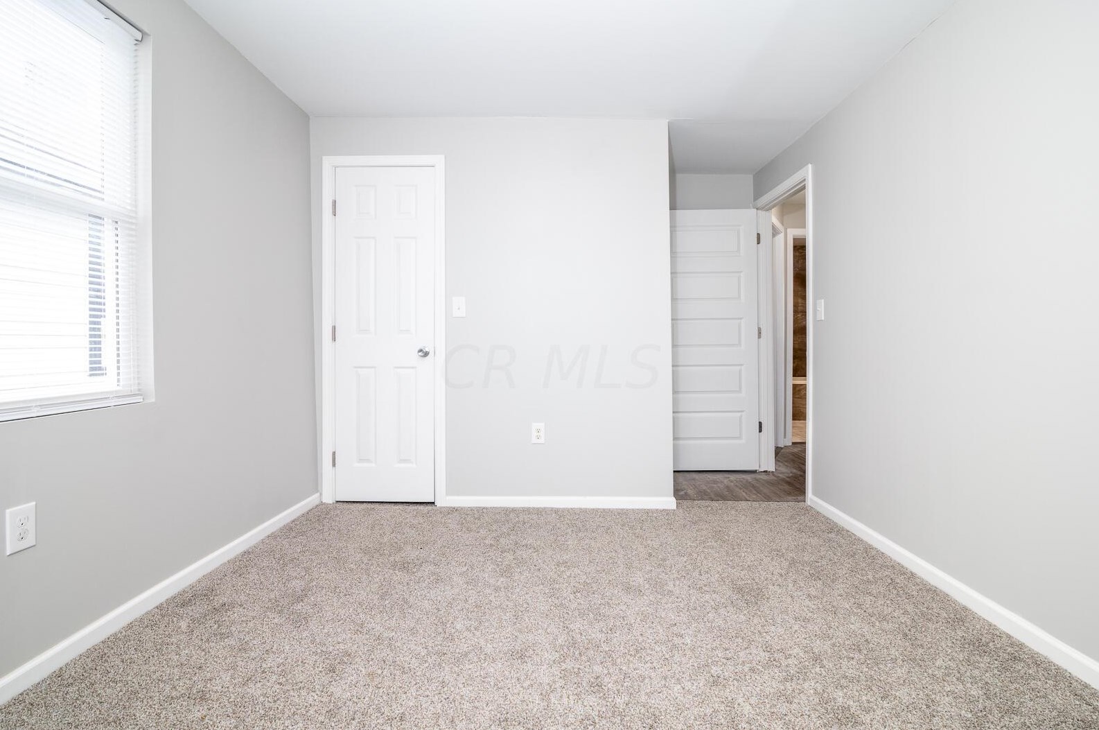 1065 16 Ave, Columbus OH 43211-2423 exterior