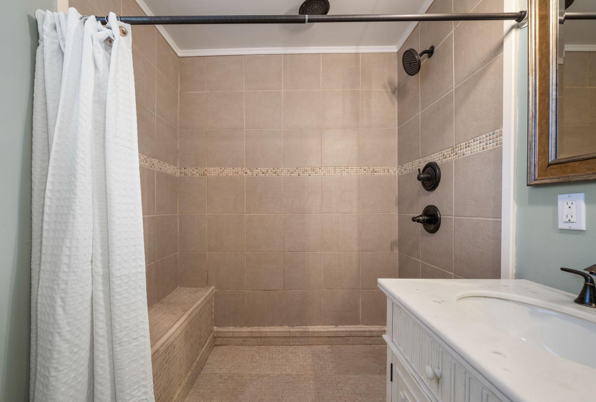 1529 Star Ave, Columbus OH  43212-2814 exterior