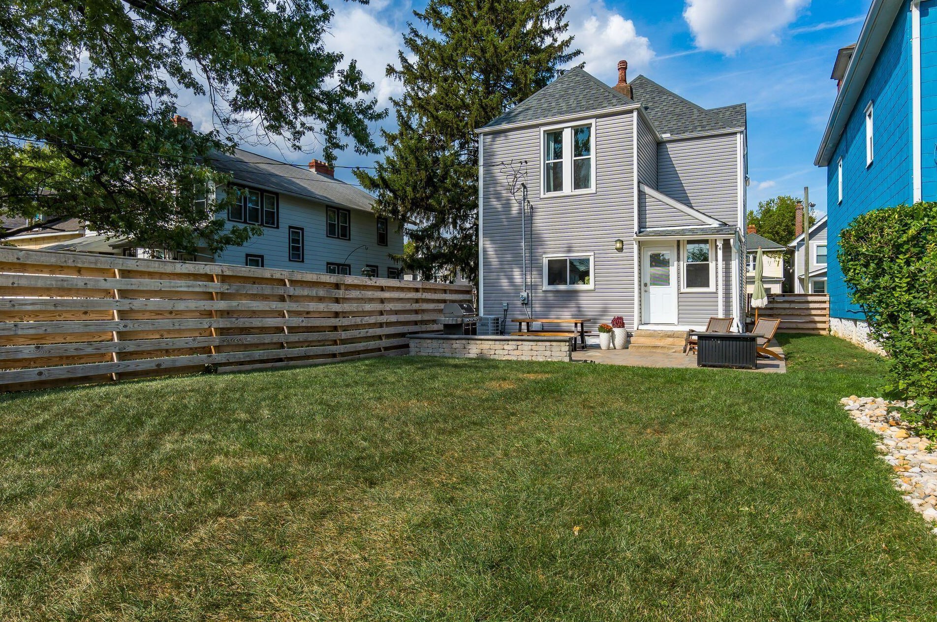 675 Siebert St, Columbus OH  43206-2929 exterior