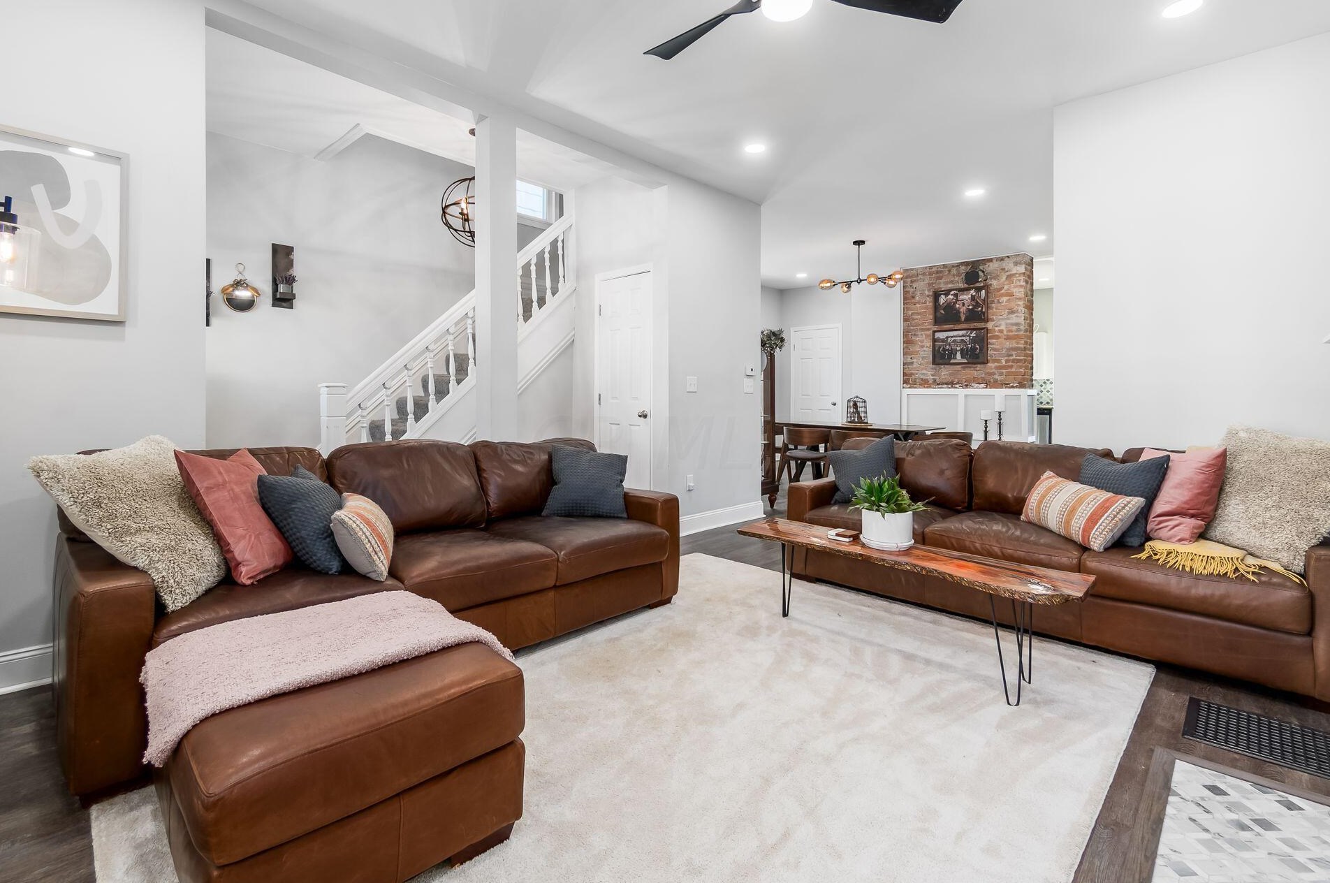 675 Siebert St, Columbus OH  43206-2929 exterior