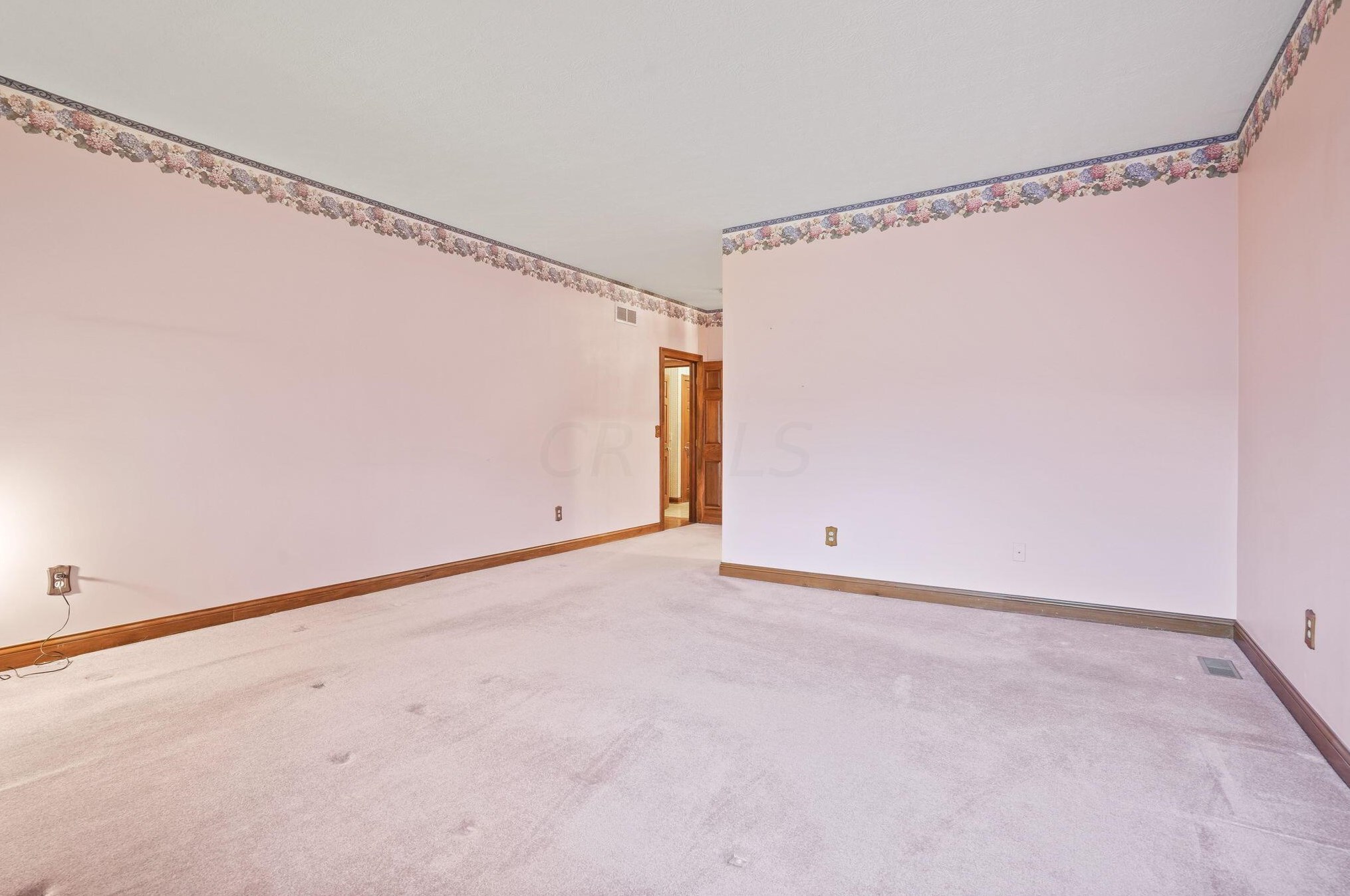 5043 Breckenhurst Dr, Hilliard OH  43026-8660 exterior