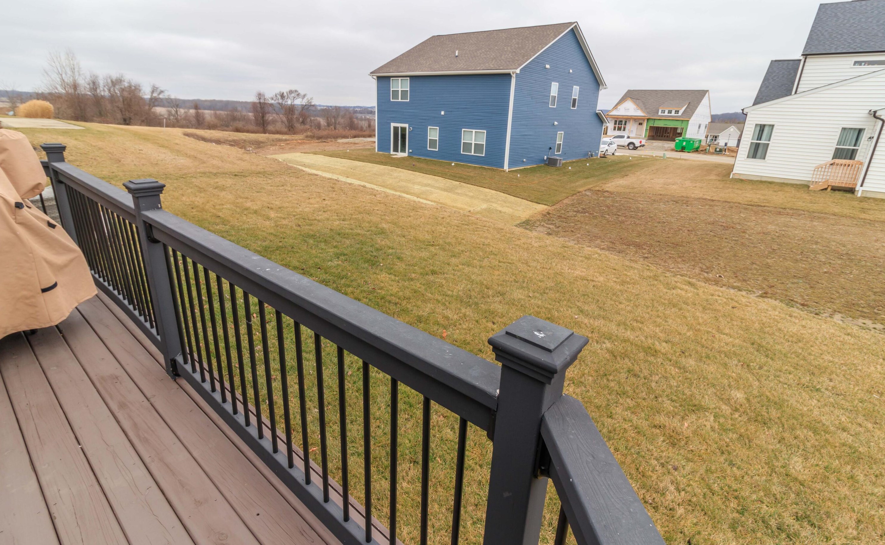 2363 Pine Crest Dr, Lancaster OH  43130-7731 exterior