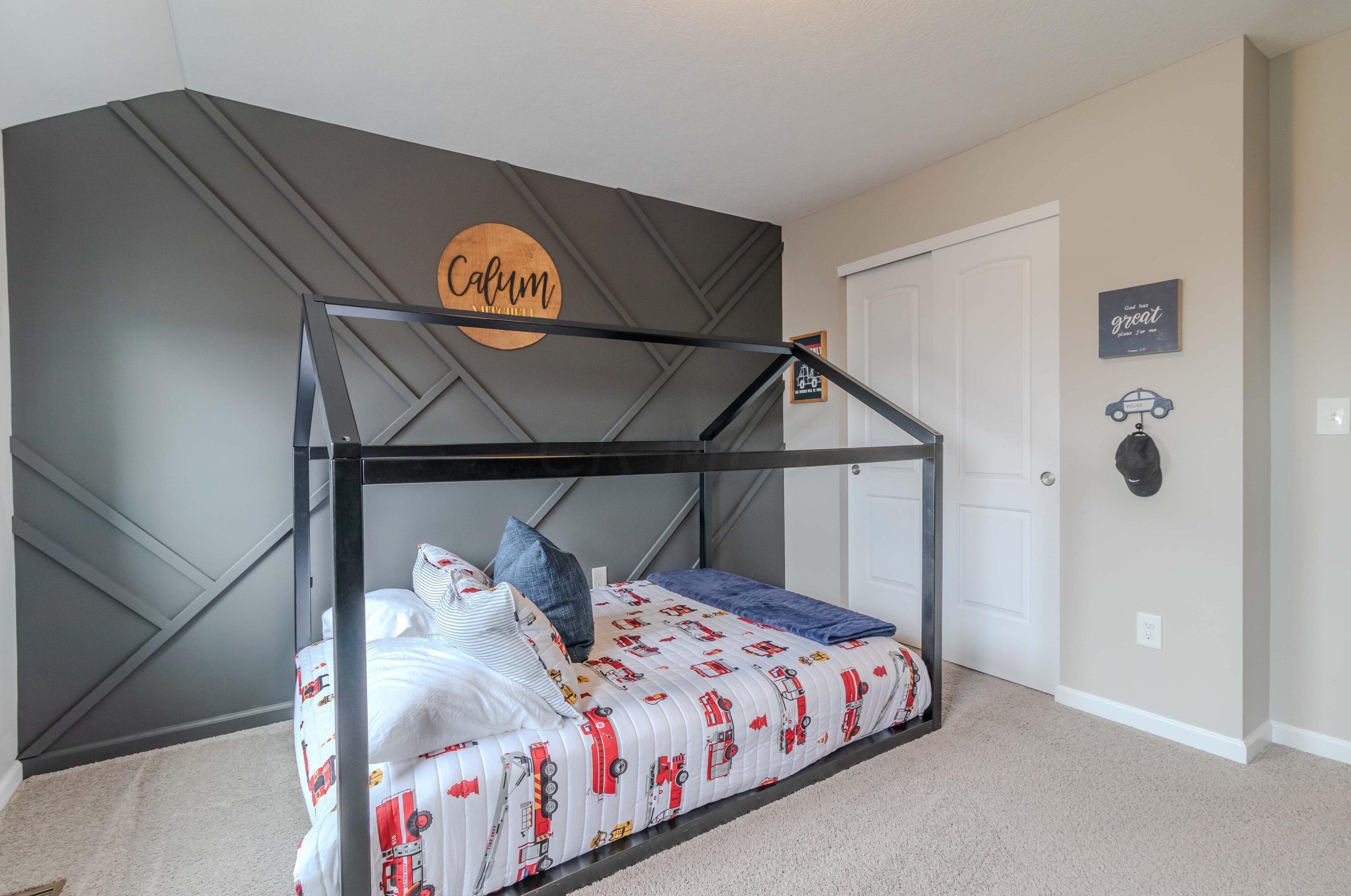 2363 Pine Crest Dr, Lancaster OH  43130-7731 exterior